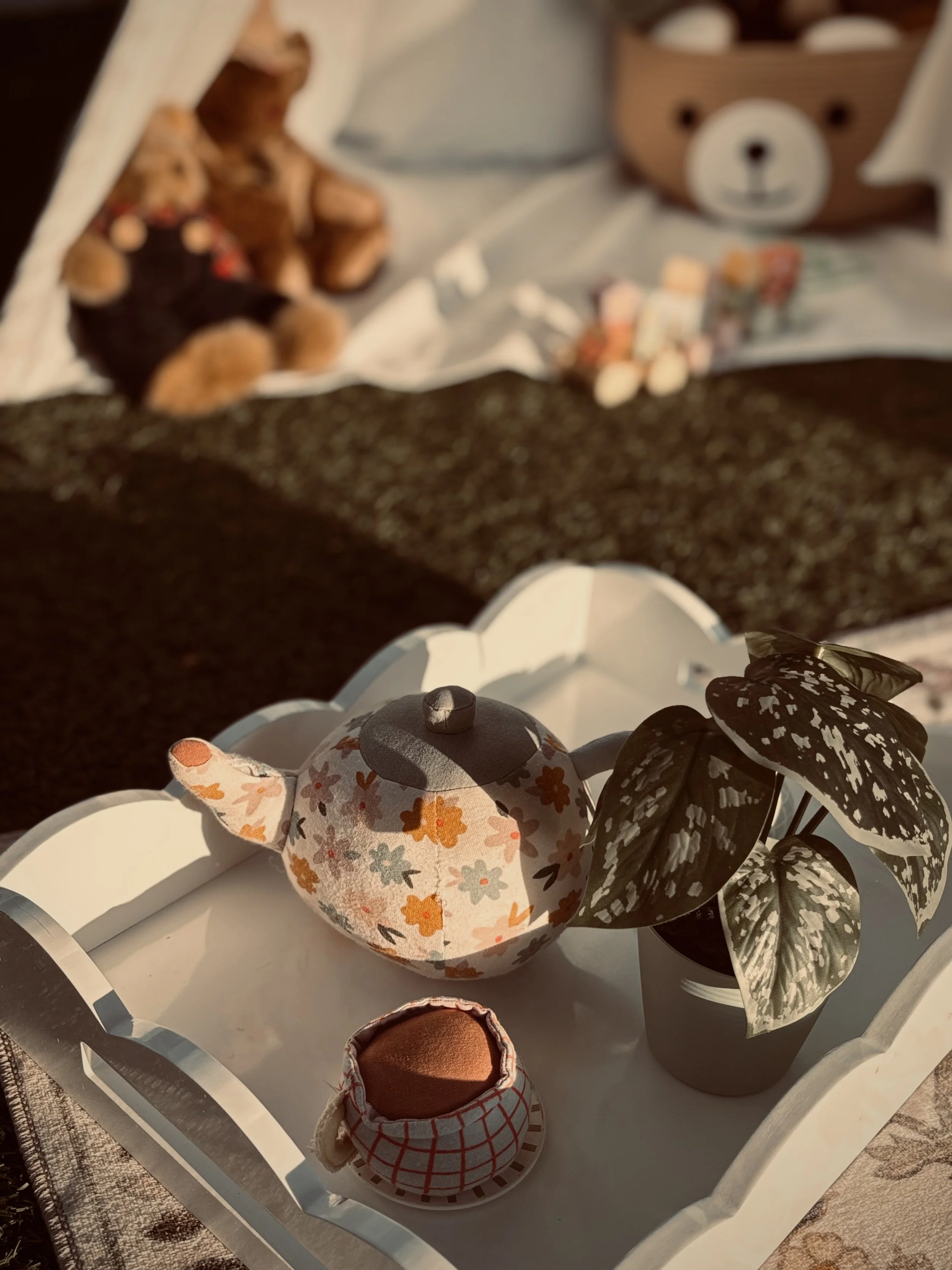 The Petite Lounge