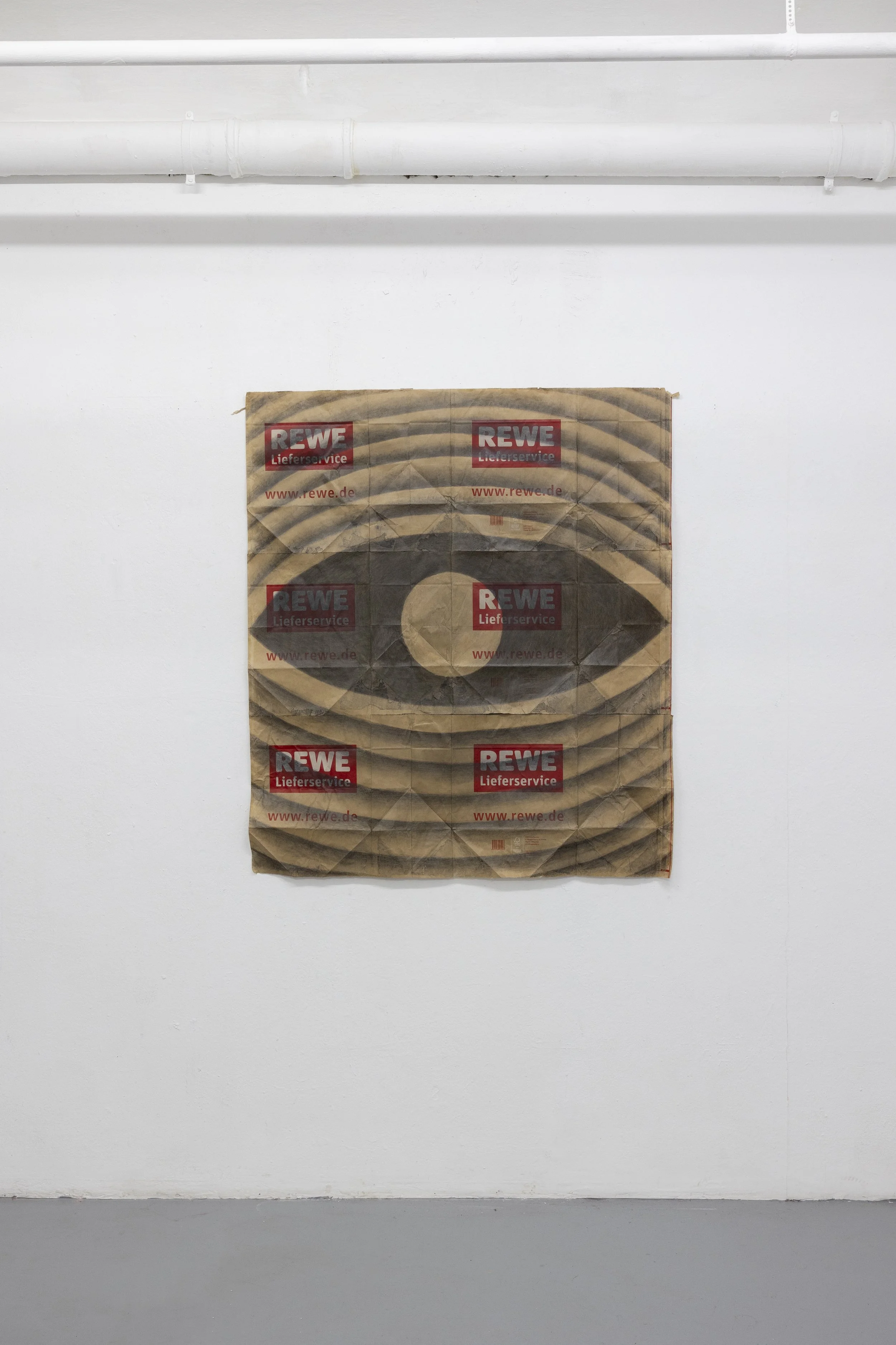 "Reveal (in brown)" (2024) at basis e.V. Frankfurt
