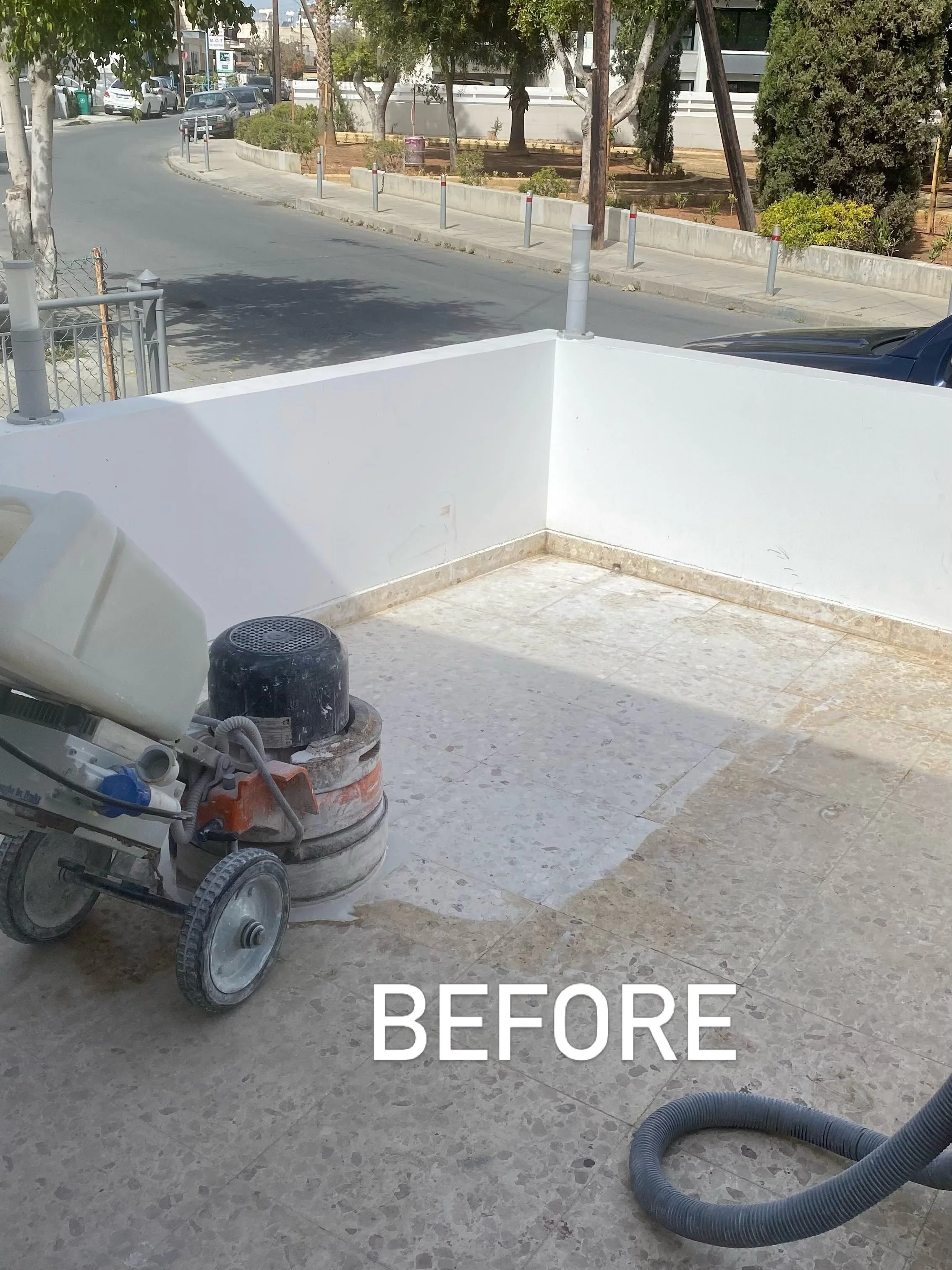 ➡️SWIPE FOR THE AFTER➡️

 ☀️OUTDOOR BALCONY MARBLE RESTORATION ☀️
 
Look at the difference that one pass can do, it brings back the natural colour of the marble, removing years of sun damage and dirt ✅

 We use our top class equipment and chemicals t