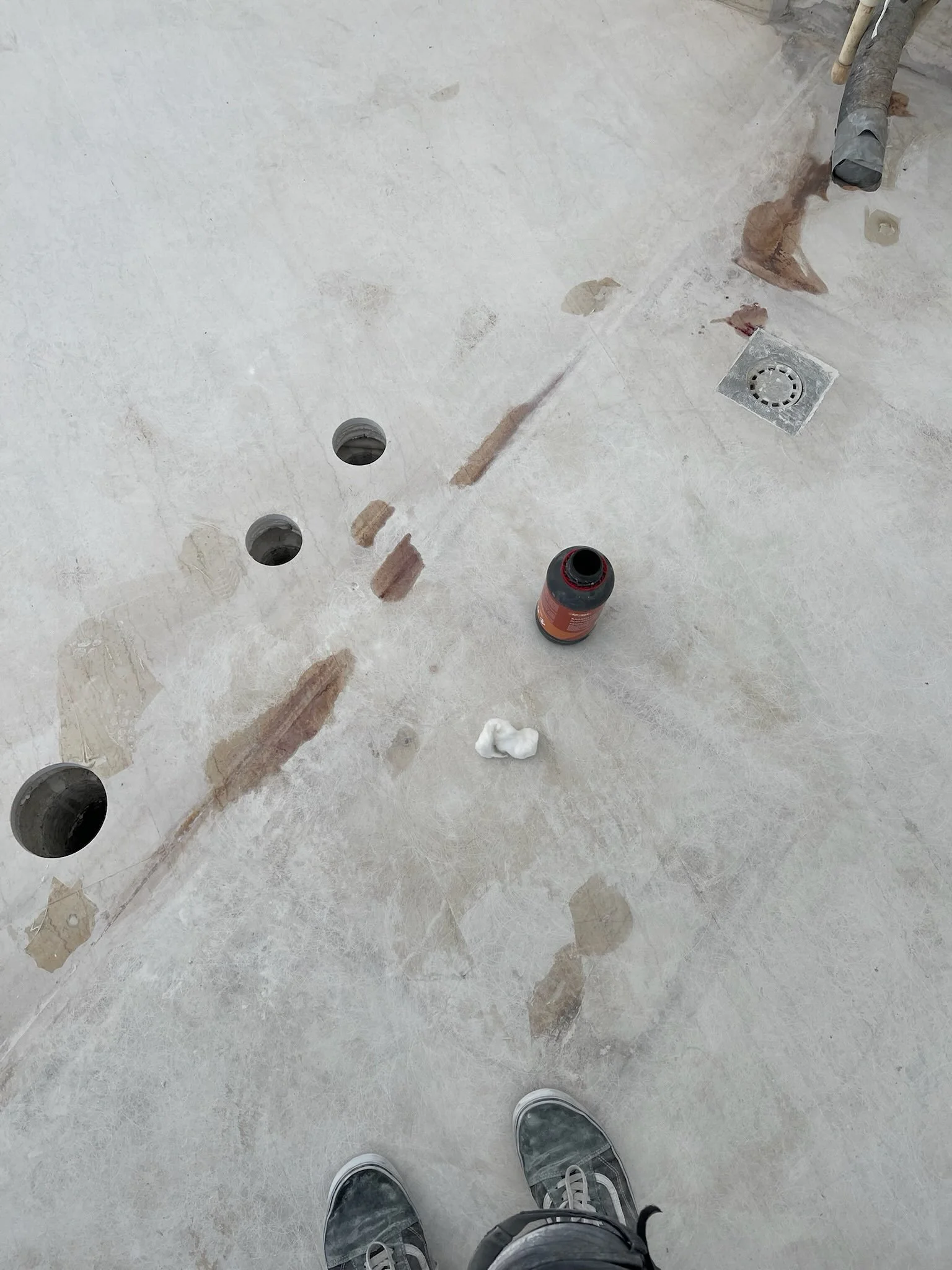 RUST REMOVAL 

🧪 Fun Fact: The chemical we use doesn&rsquo;t just clean rust away, it chemically reacts with the rust, helping break down those stubborn stains on tiles, stone,marble and other surfaces.

Less rust. Less scrubbing. More shine. ✨

#li
