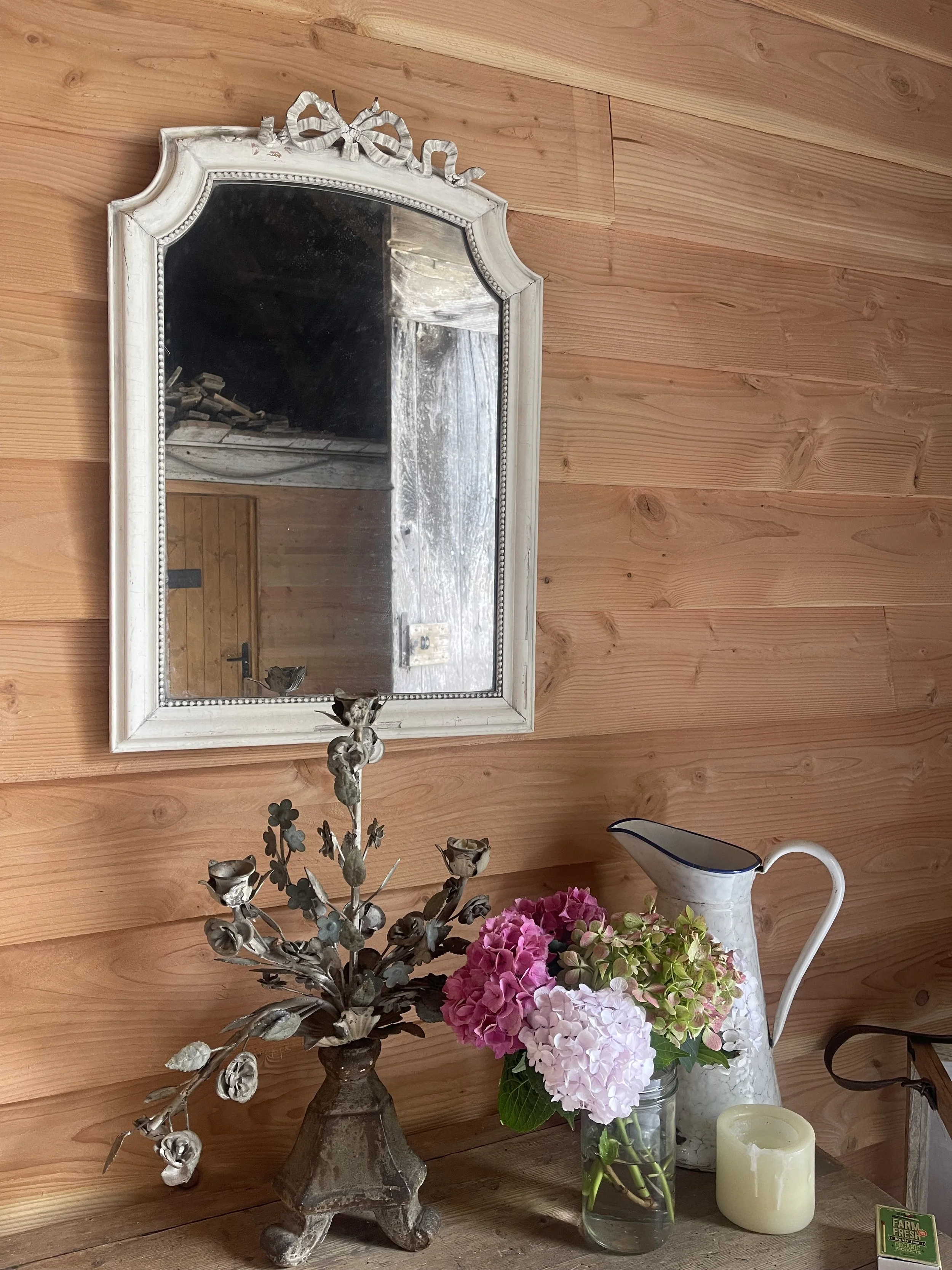 Barn mirror
