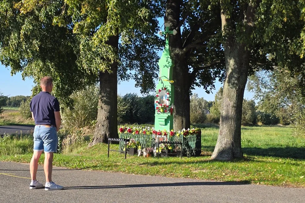 denunziert-und-ermordet_gedenkkreuz-polen.jpg