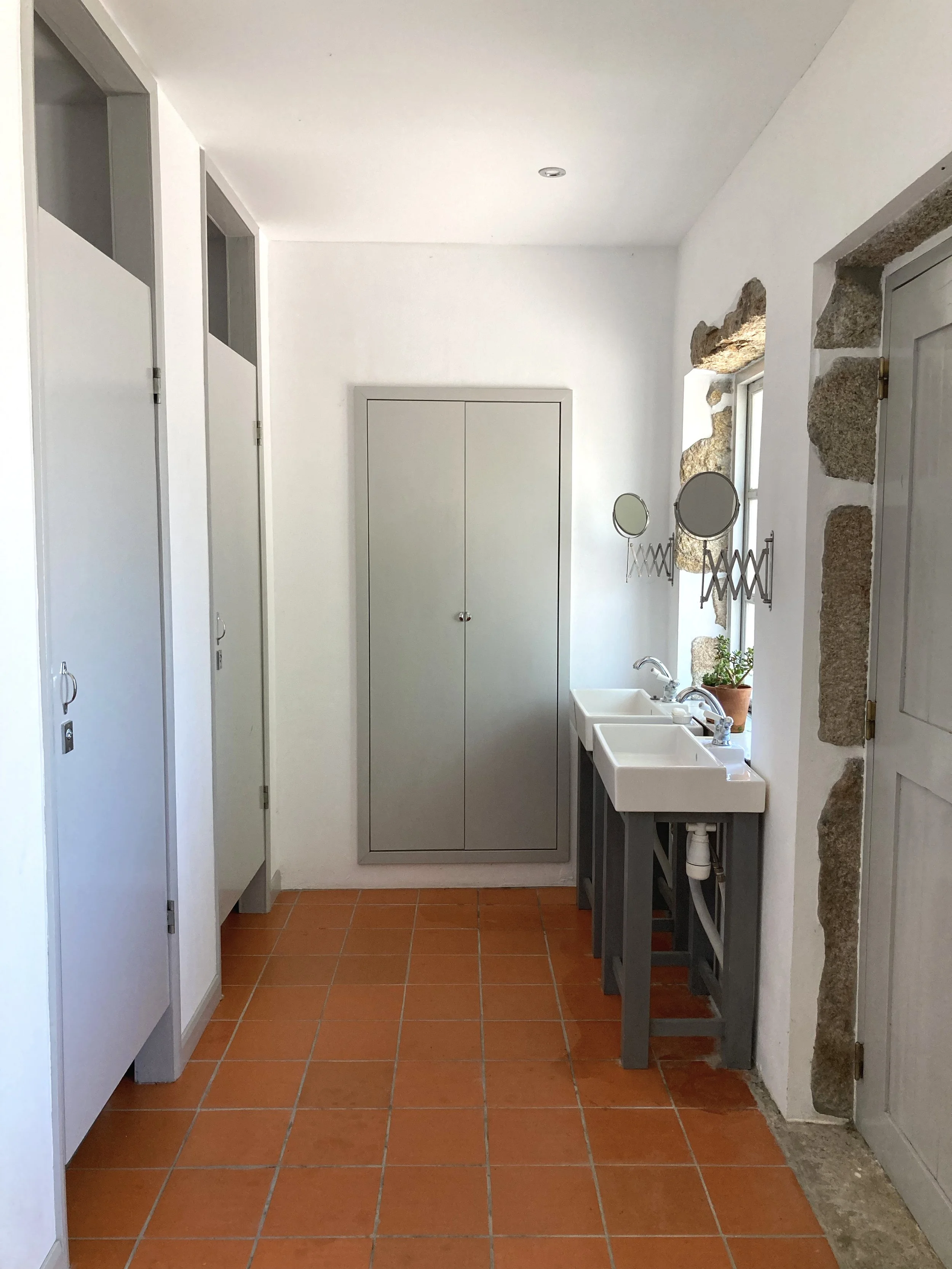 Lakeside Bathroom