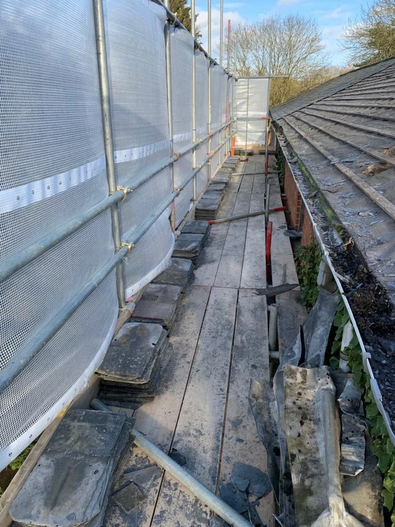 old-maltings-bedford-road-slate-tile-stacking-04.JPG