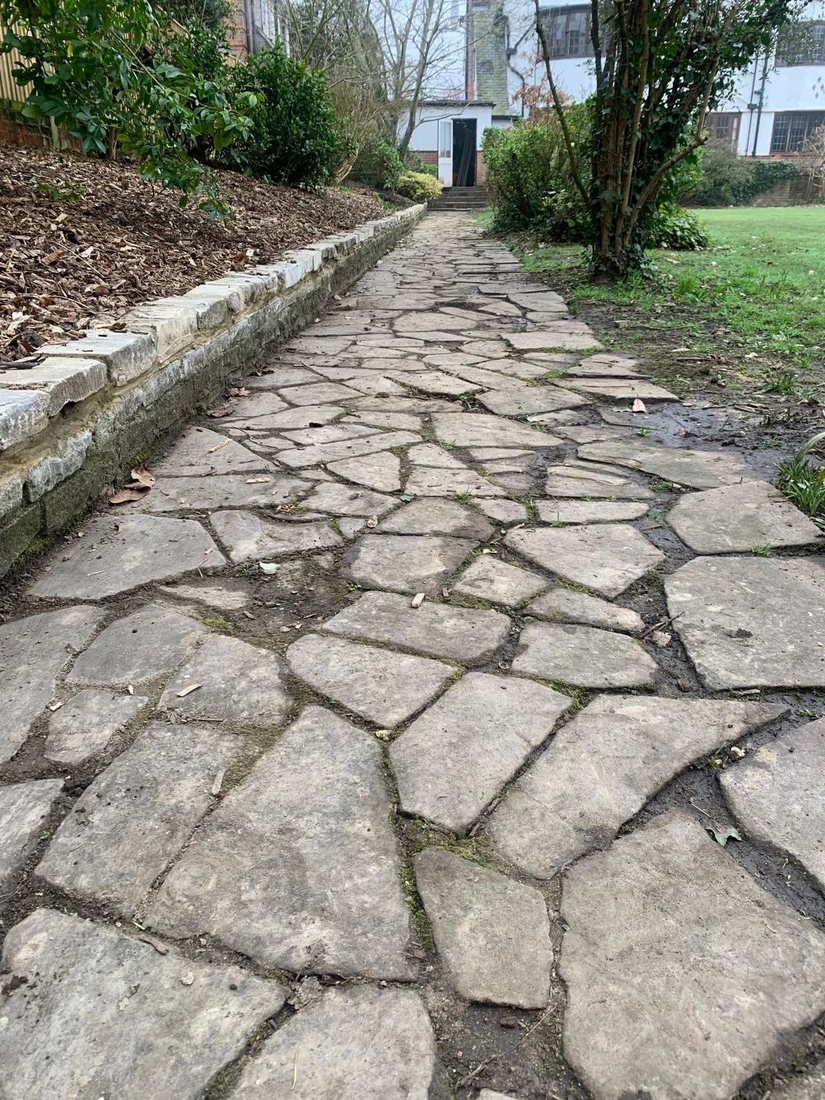 reclaimed-yorkshire-stone-garden-pathway-wimbledon.jpg
