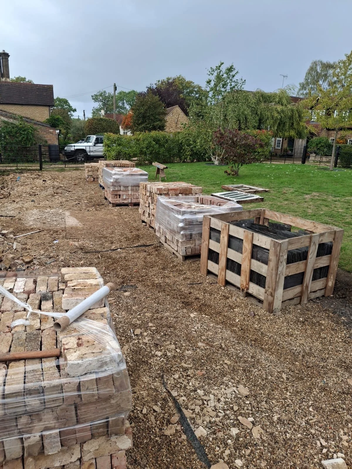 wrapped-pallets-of-bricks-ready-hemel.JPG