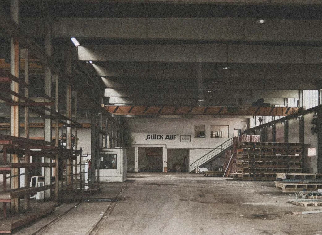 Eberhardt Stahlhalle Foto Innenraum Teilbereich, von Stefan Leitner, 2025