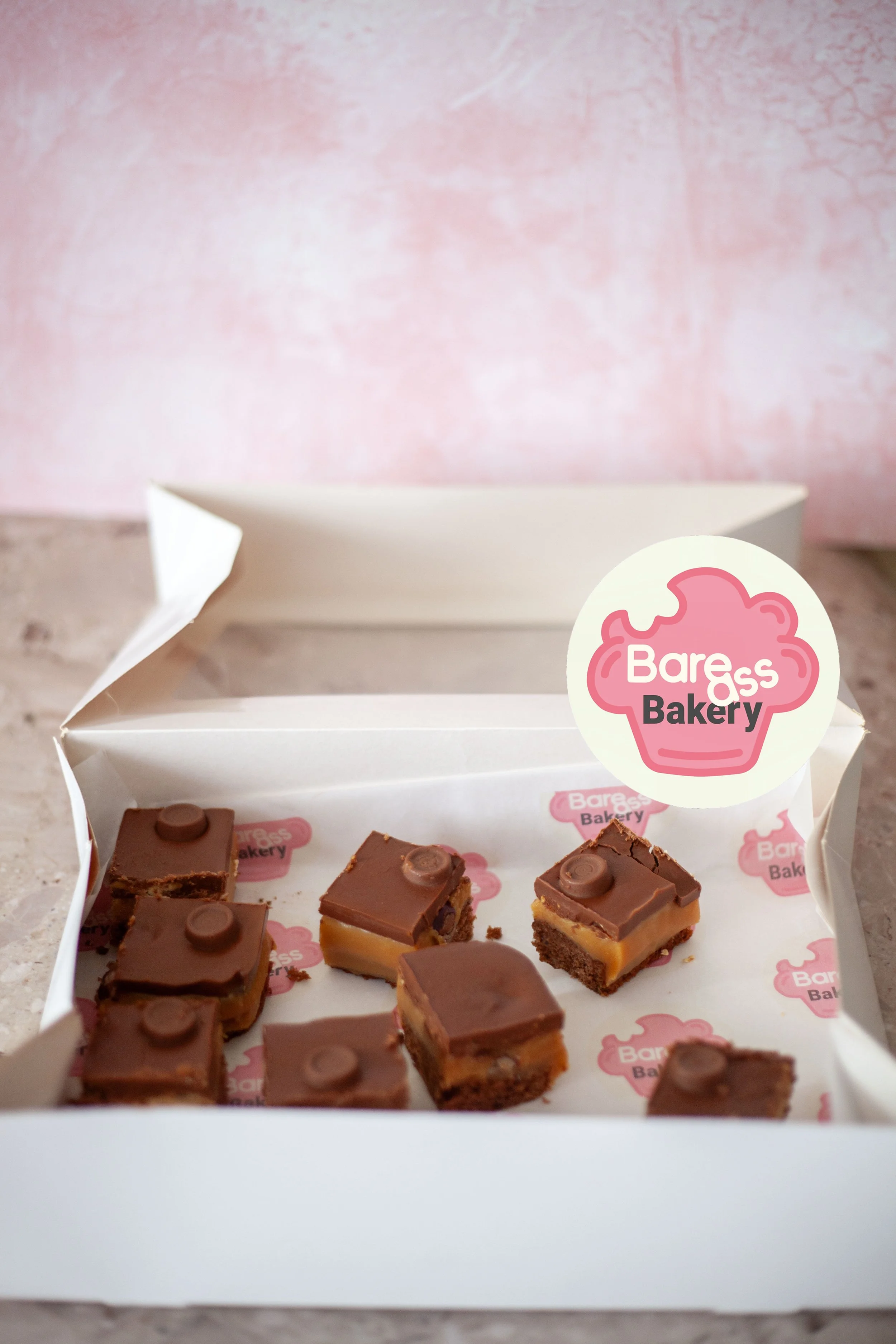 Malted Rolo millionaire cake square x3