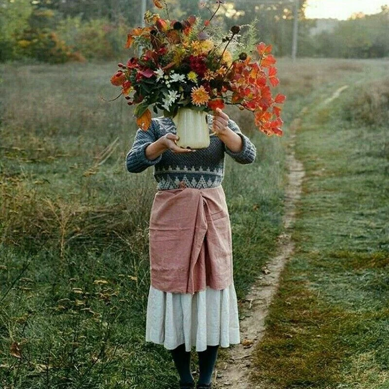 When the garden becomes your runway. 

A little nature, a little whimsy, and a whole lot of personal style.