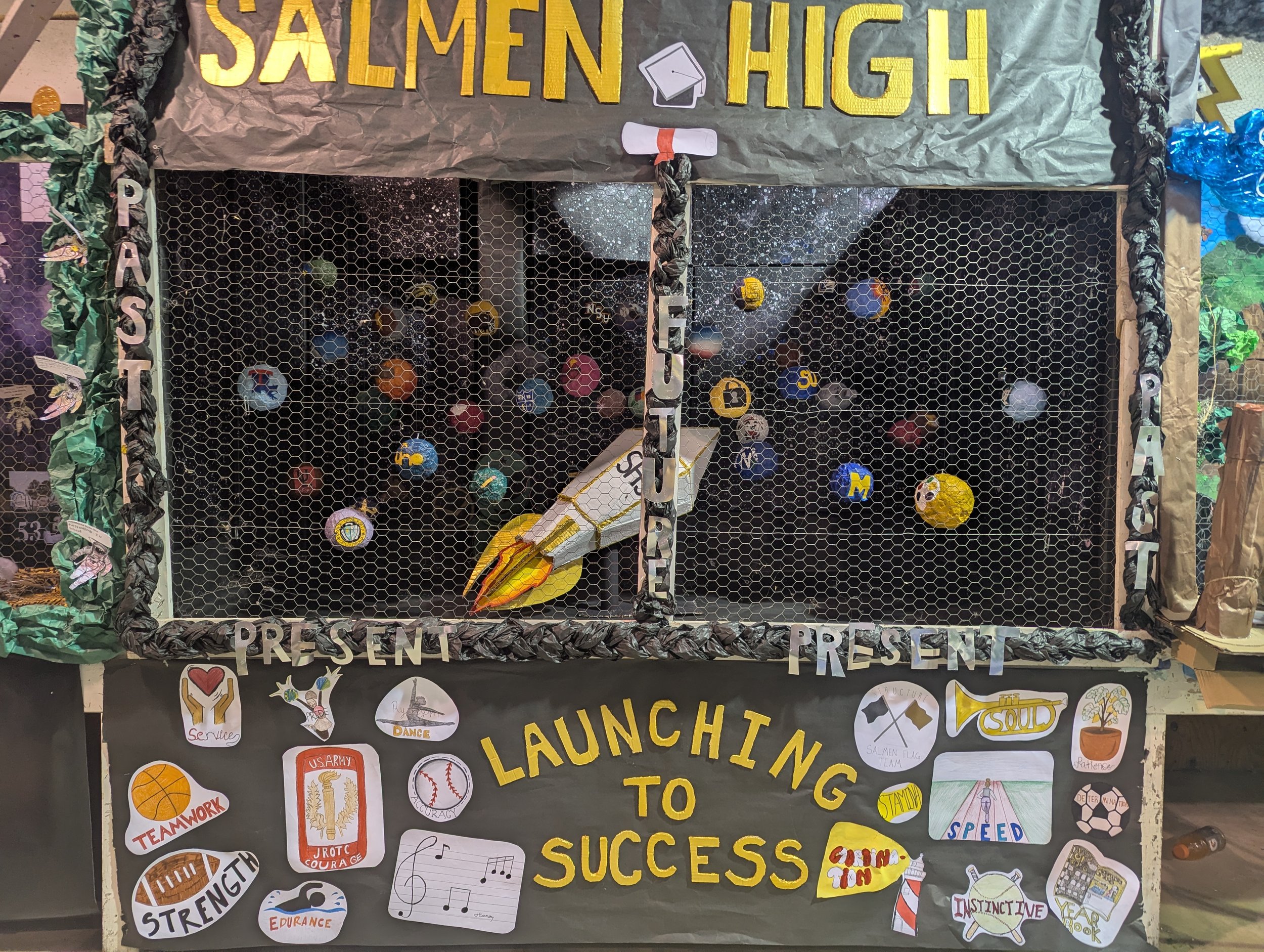 St. Tammany Parish Fair Booth - Launching to Success
Salmen High School Students - Art III
2025