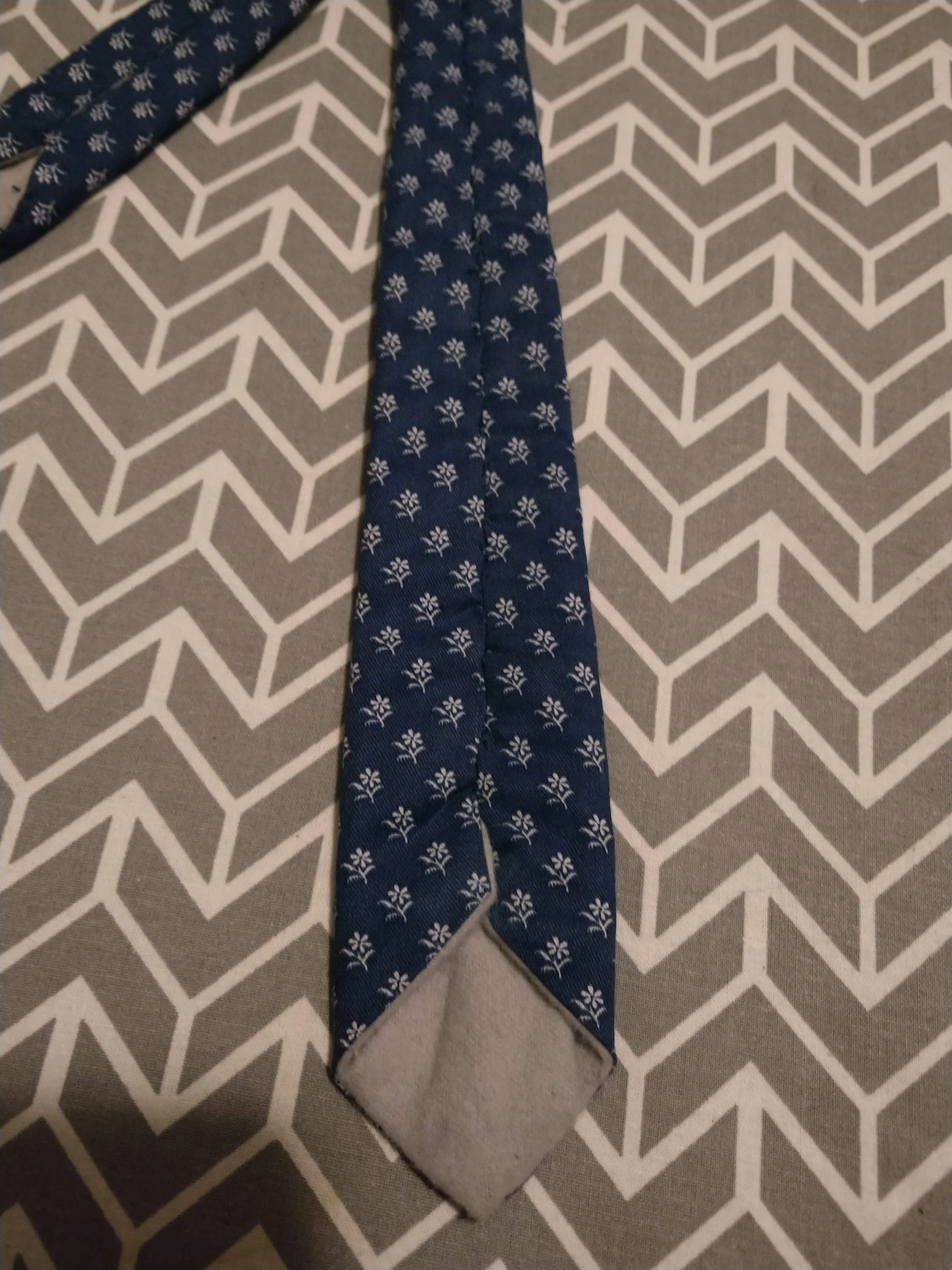 Boy's Tie (Back)
Original design - machine sewn Fleece and cotton
2022
