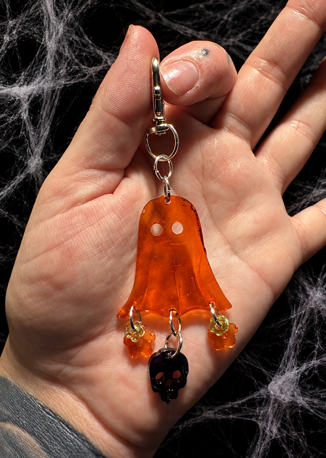 Halloween Ghost Keychain in Cobwebs.png