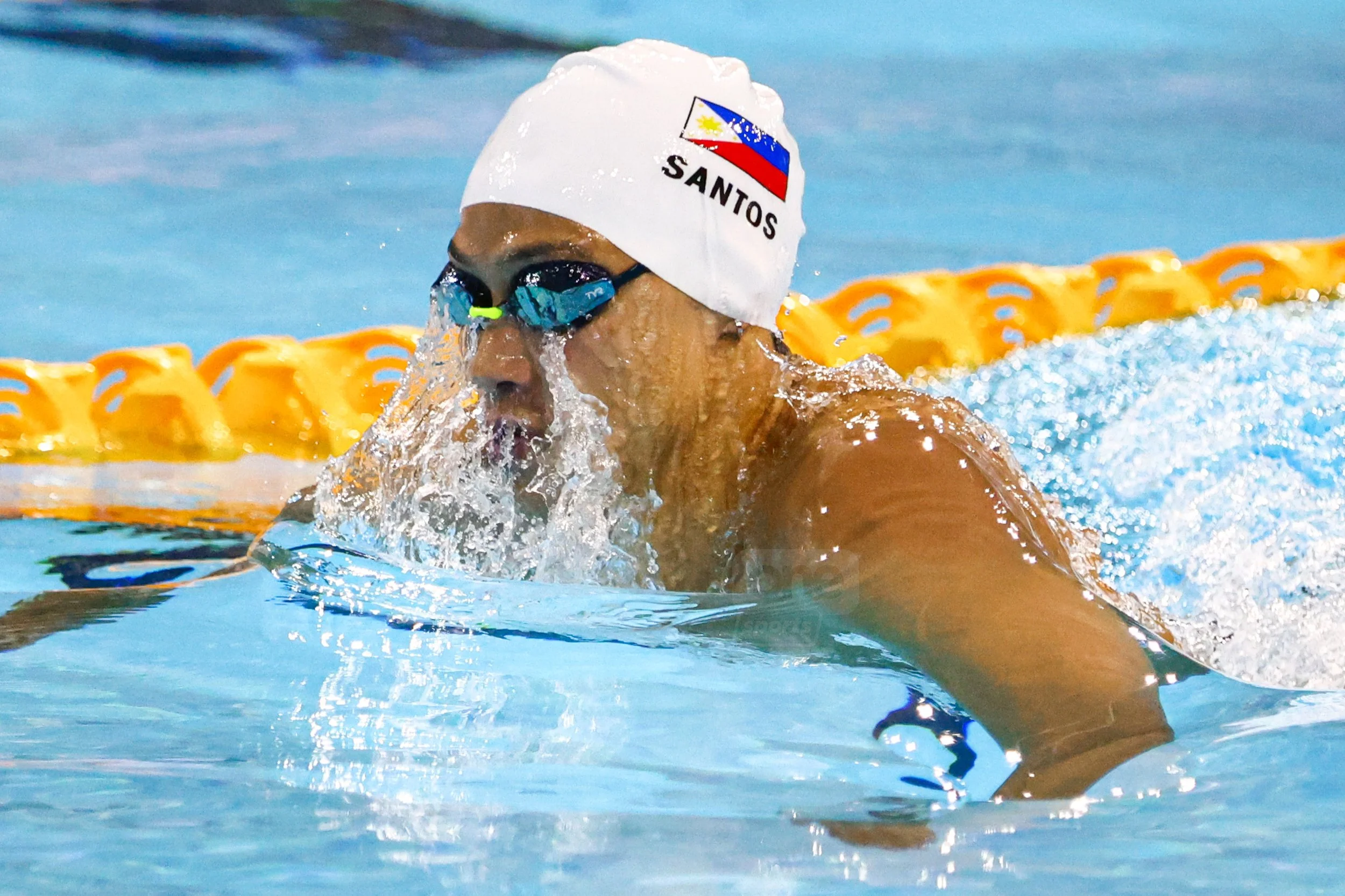 Gian Santos rises for silver.jpg