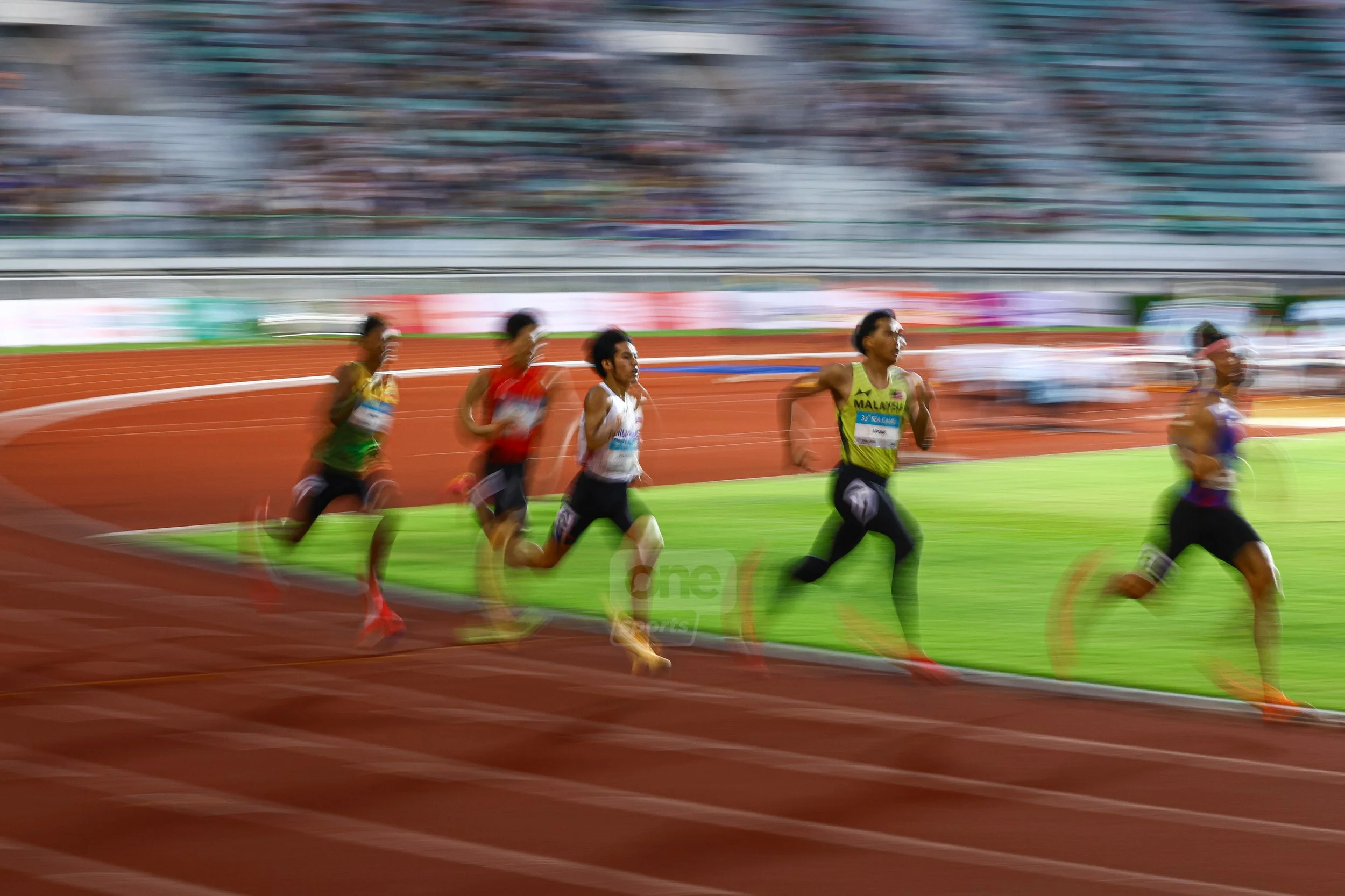 A Blur of Speed and Focus for Hussein Loraña.jpg