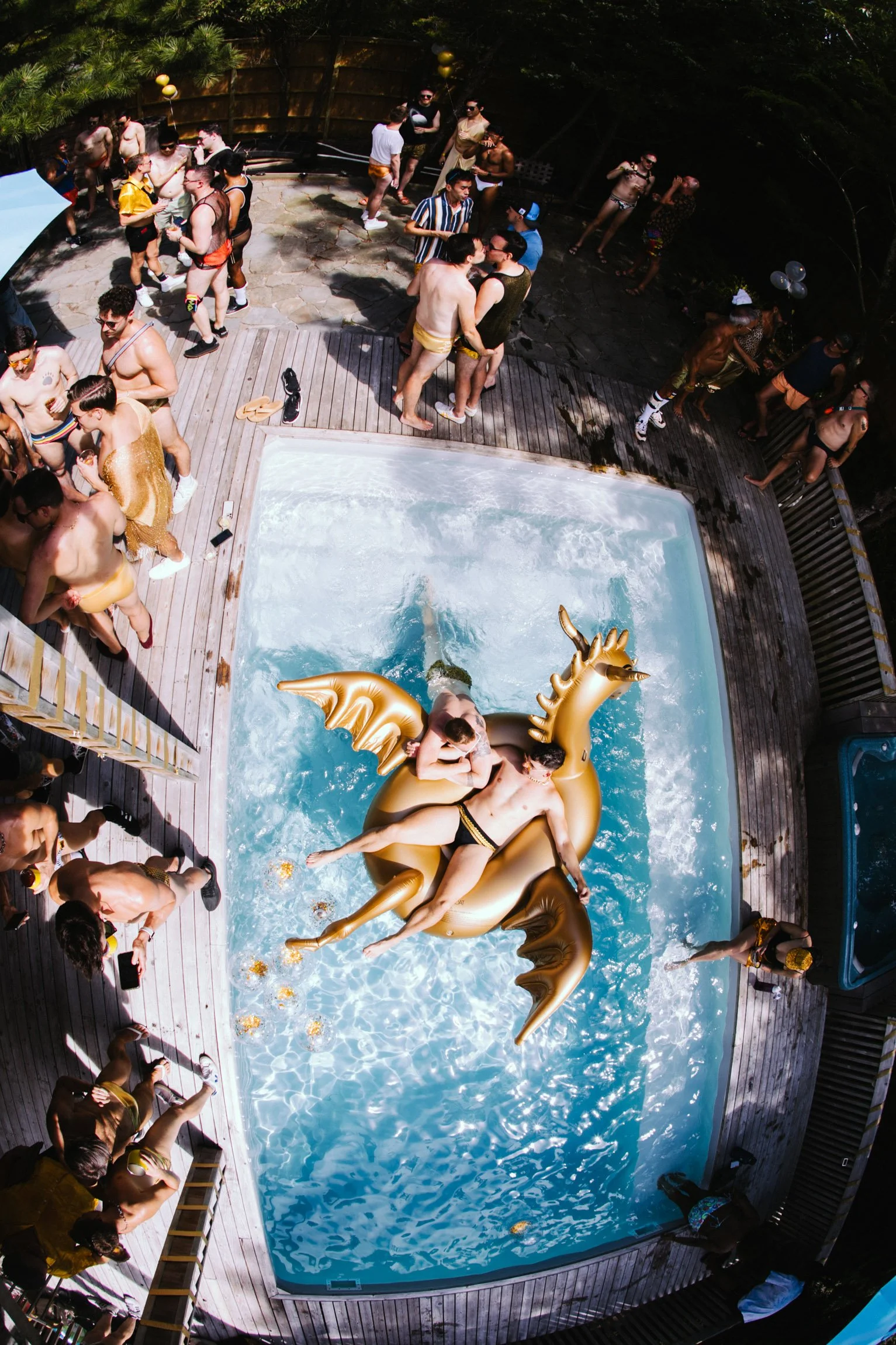 solid_gold_babec_stonewall_foundation_2023_alexey_kim_sidewalkkilla-0030.jpg