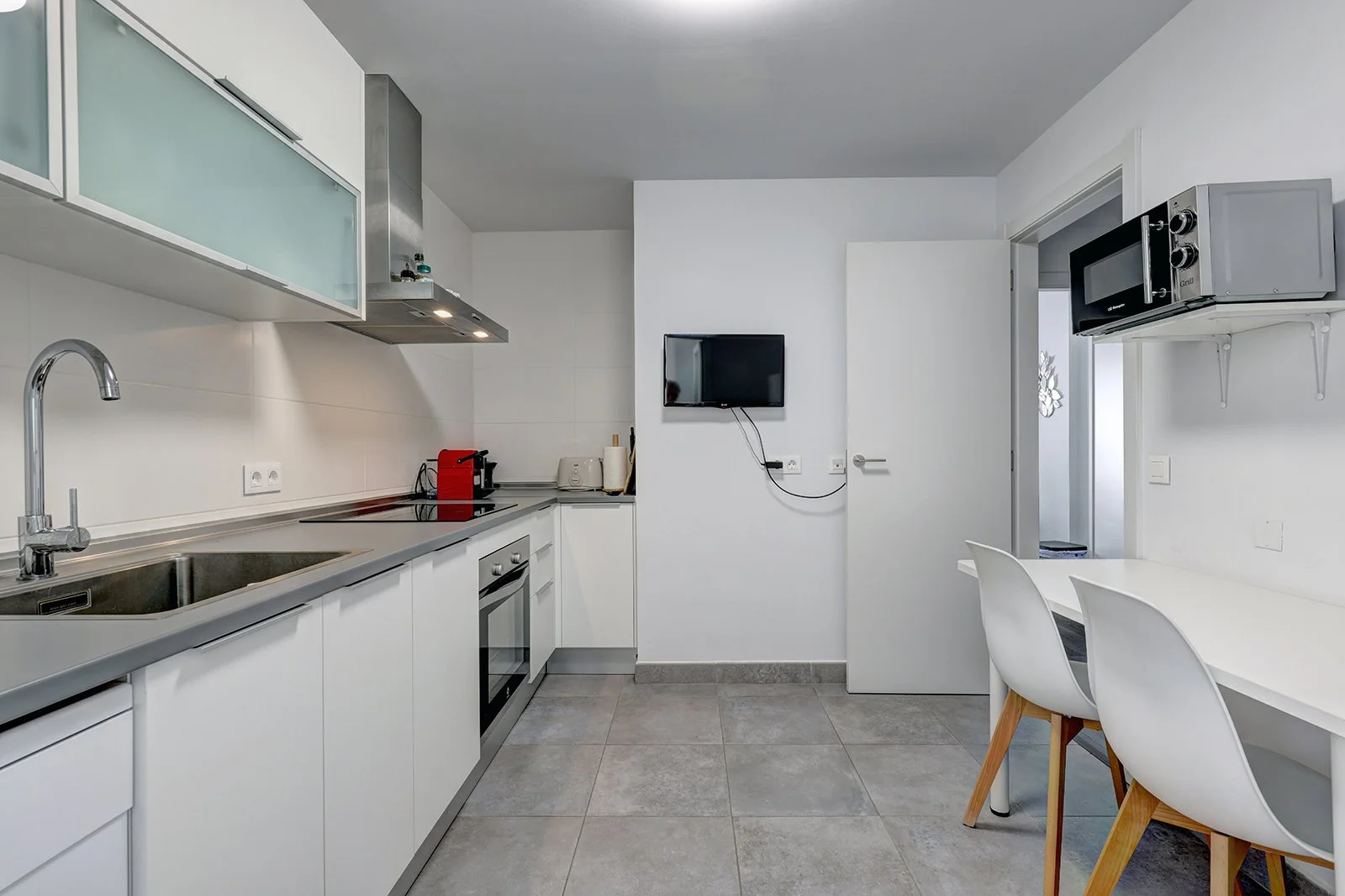 Kitchen 4
