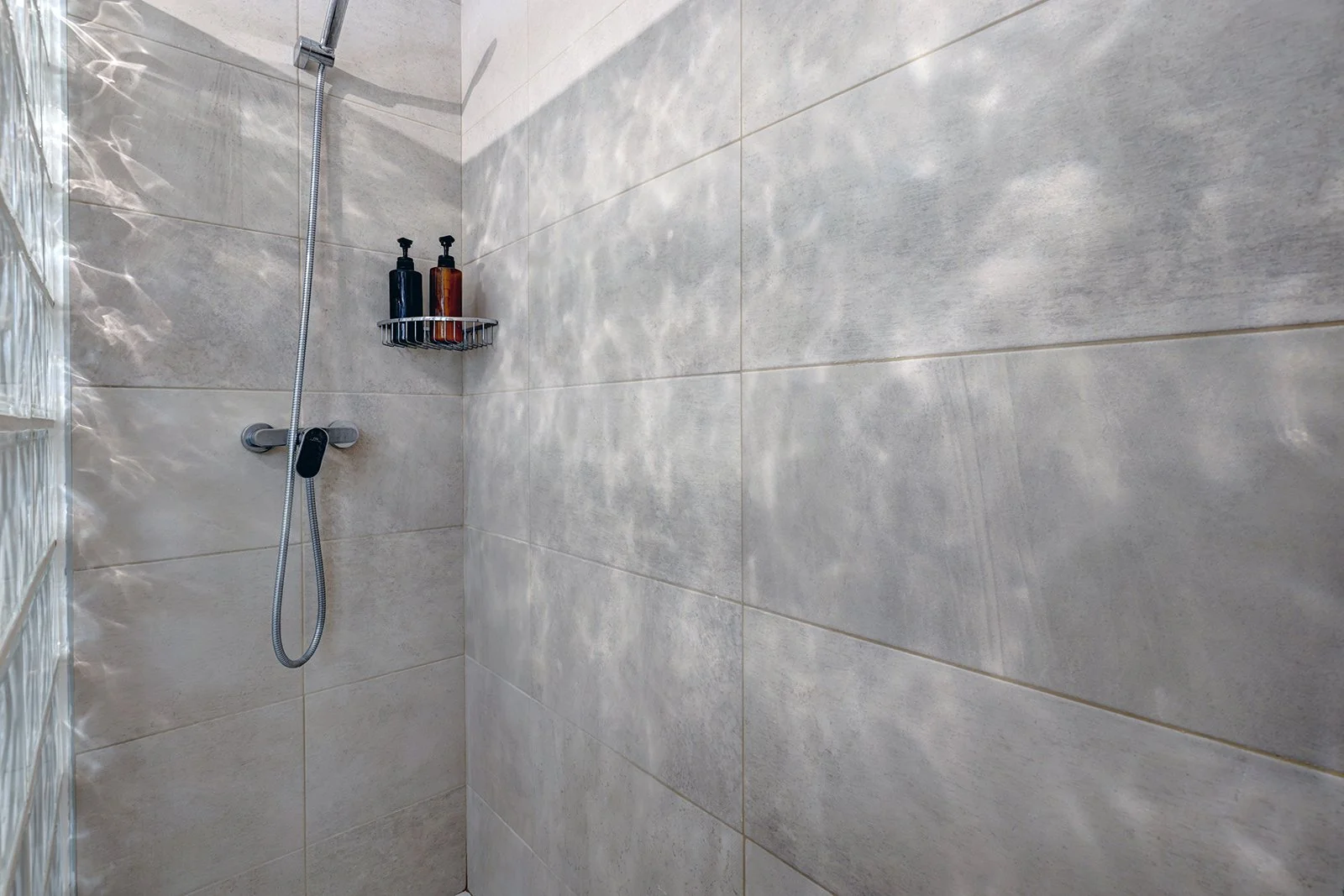 Walk-in shower