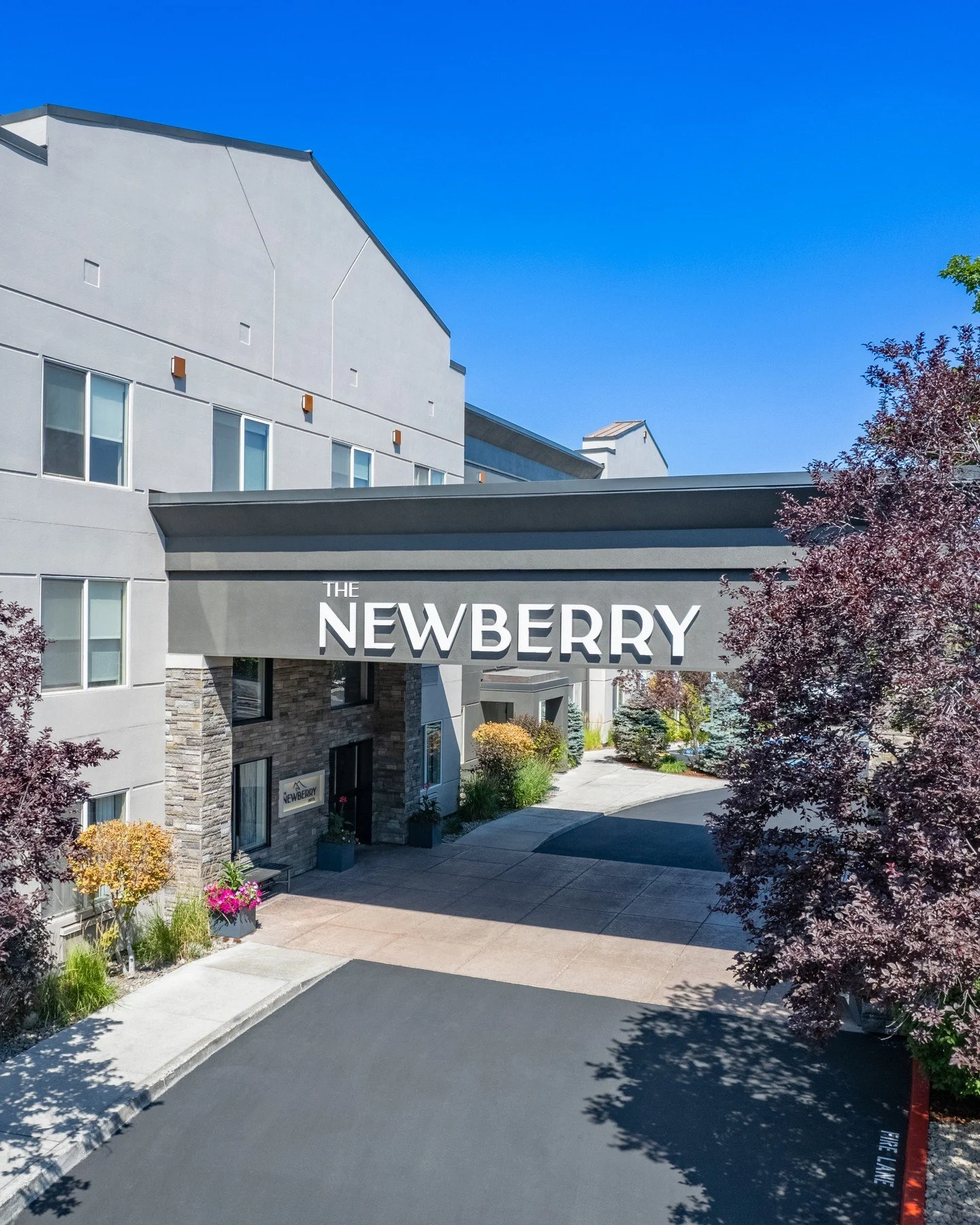 There&rsquo;s something about summer in Bend.
ㅤ
Long, sunny days. Cool mountain mornings. Endless trails, river floats, patio dinners, and adventures waiting around every corner. Stay in the heart of it all at The Newberry and experience the best of 