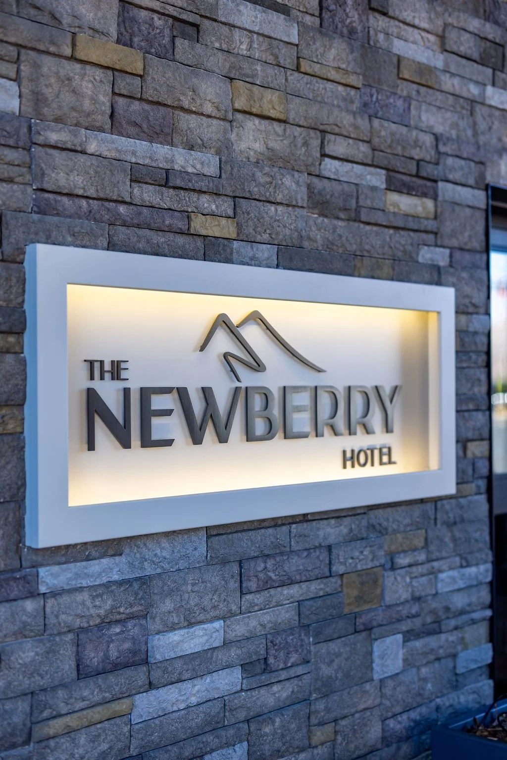 The-Newberry_Bend_AT-117.jpg