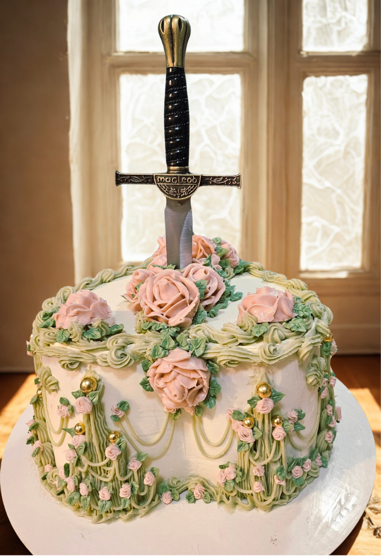 dagger oink roses.png