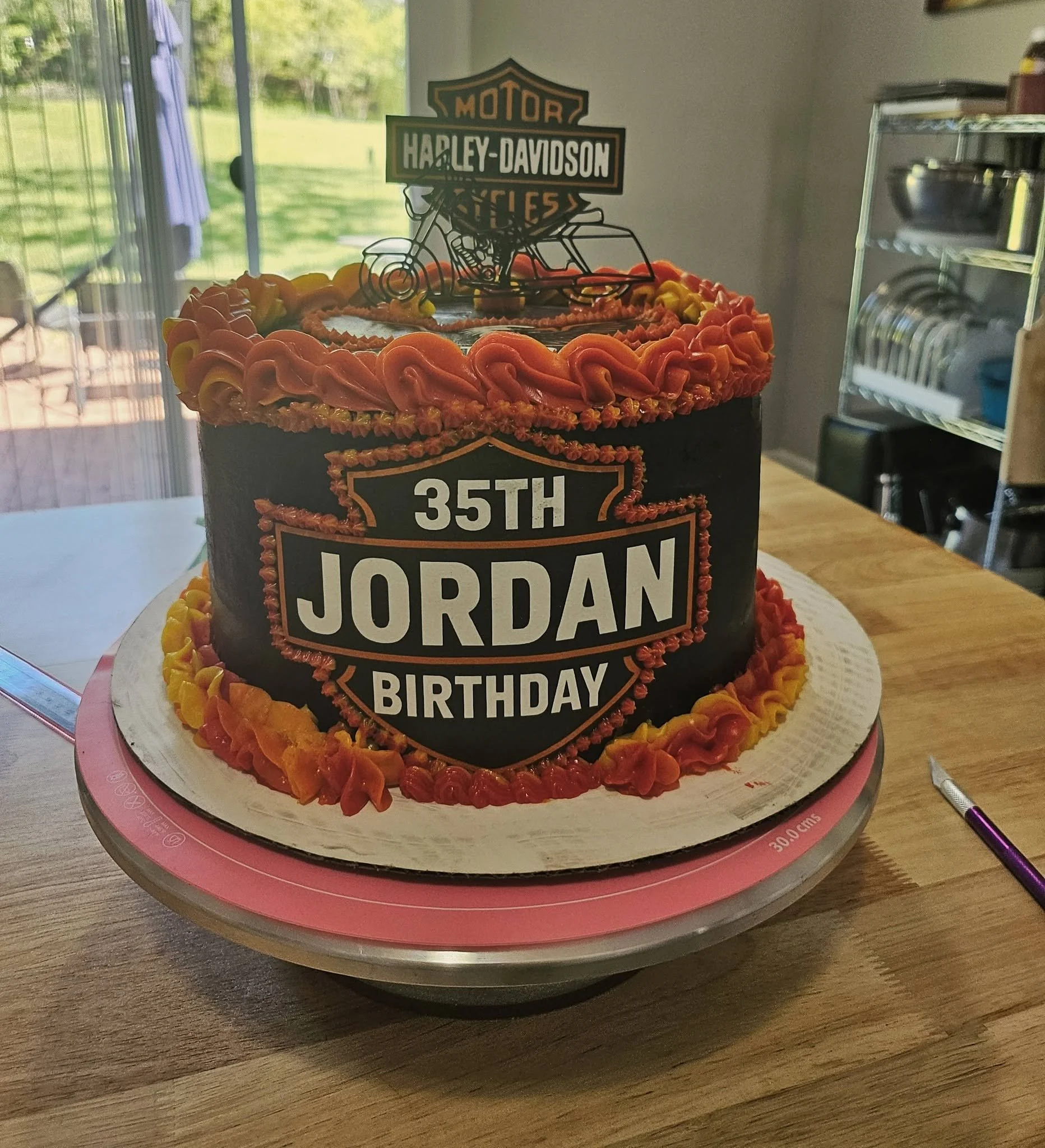 Harley Cake 2.jpg