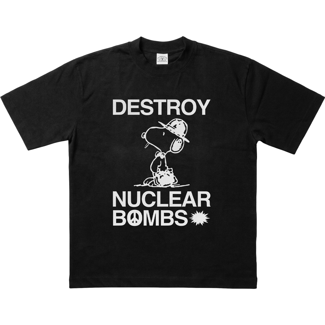 Camiseta Destroy Nuclear Bombs Clássica