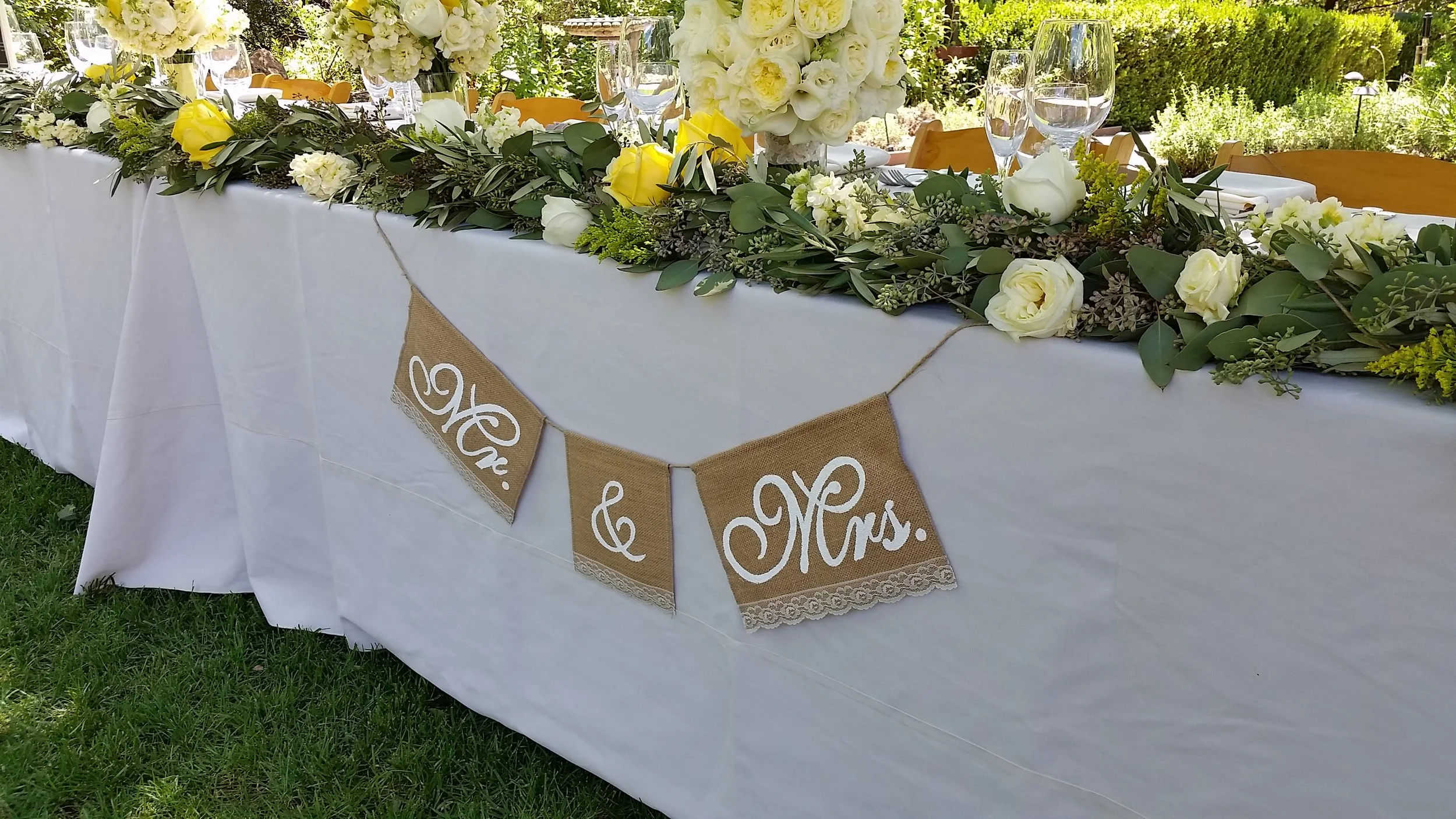Mr & Mrs burlap banner (Copy)