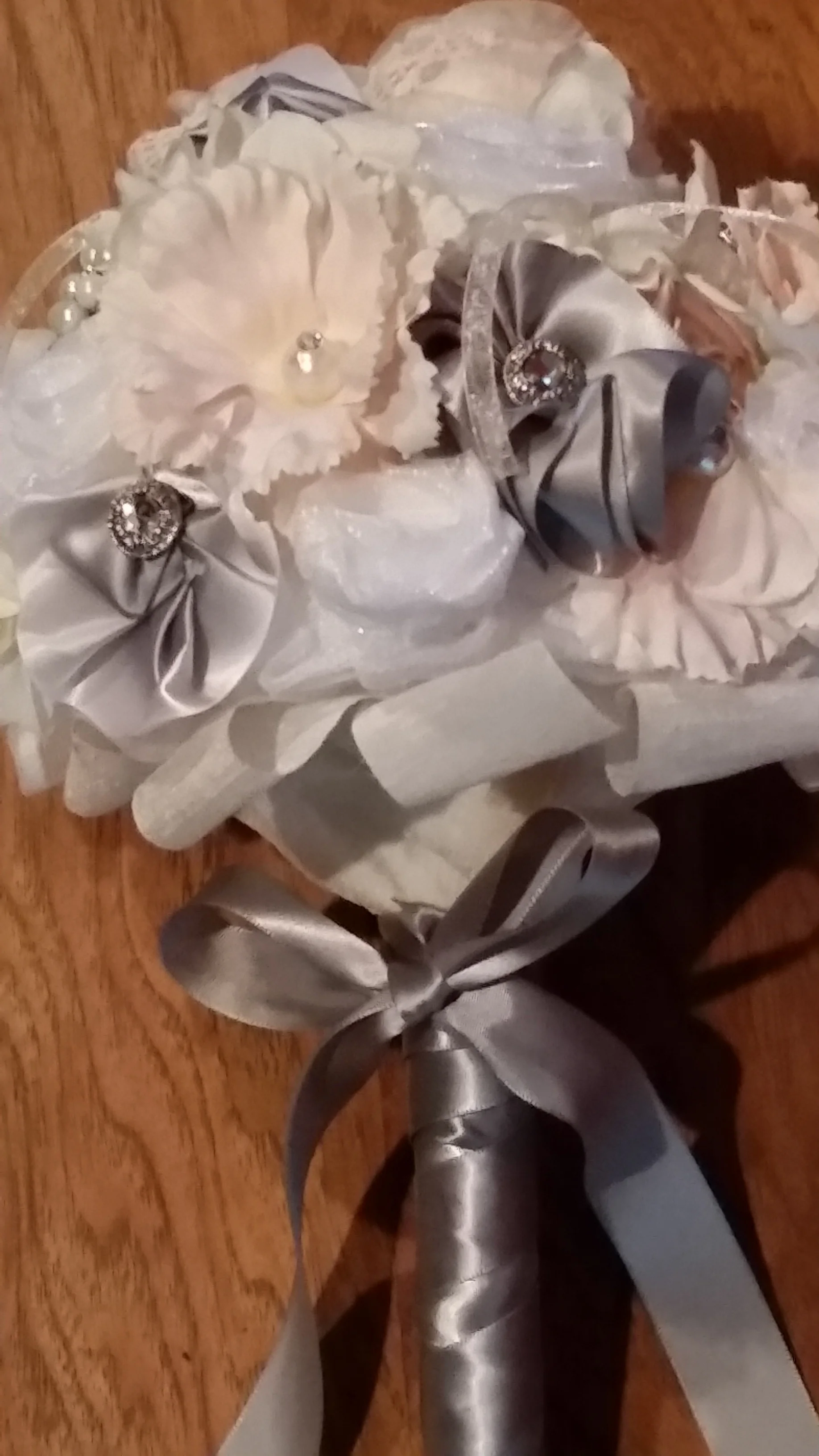 Custom ribbon & broach bouquet (Copy)