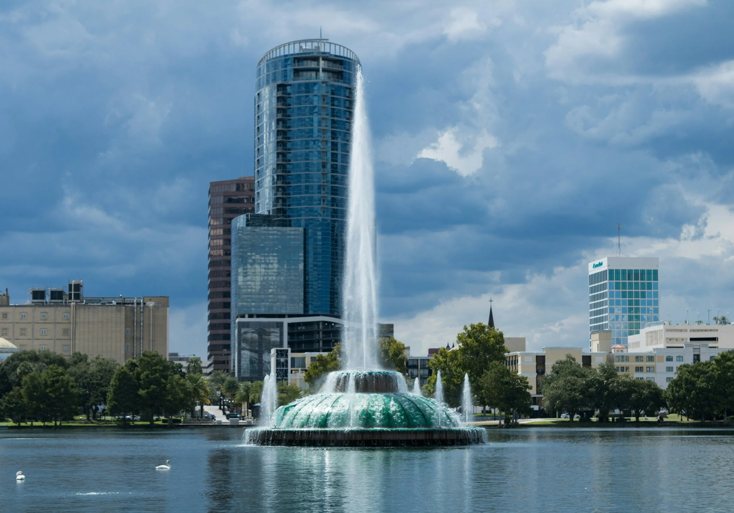 Lake Eola, orlando Florida downtown fountain skyscraper