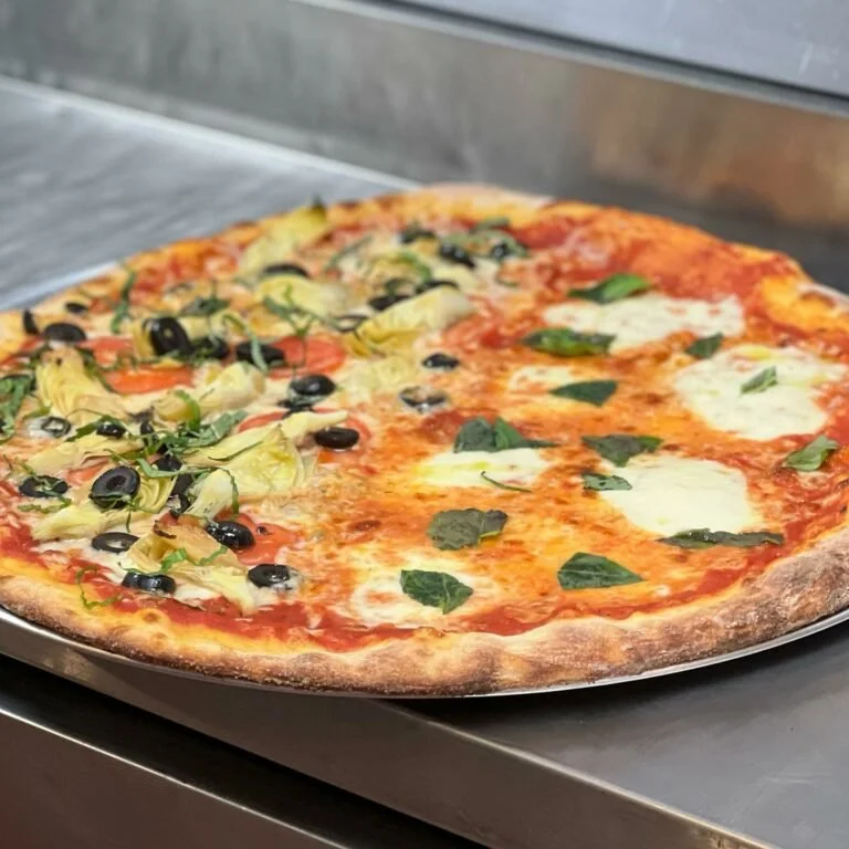 loosie's pizza, pizza