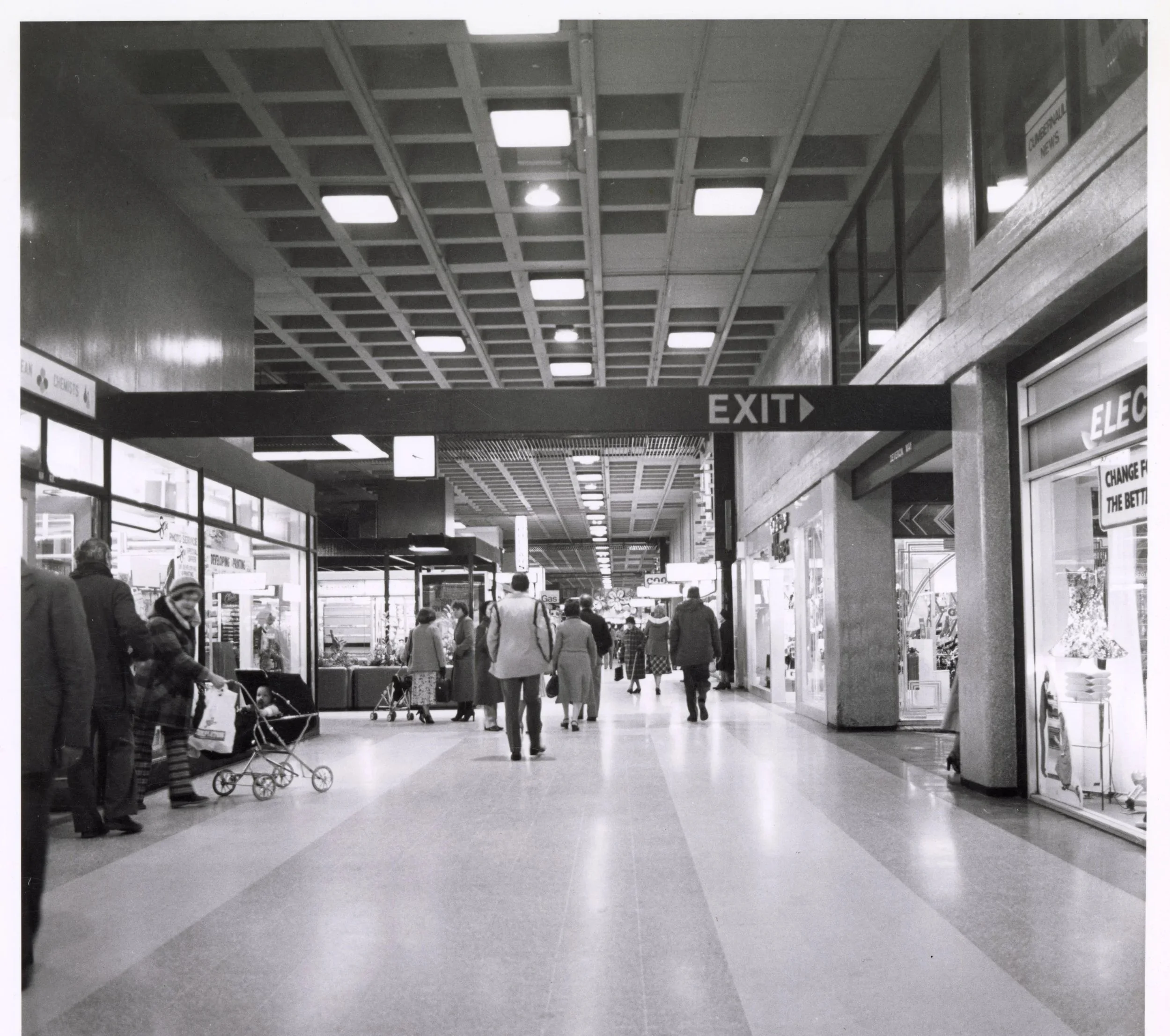 Phase 1 mall. Photo taken from CDC Collection, held in NLC Archives.