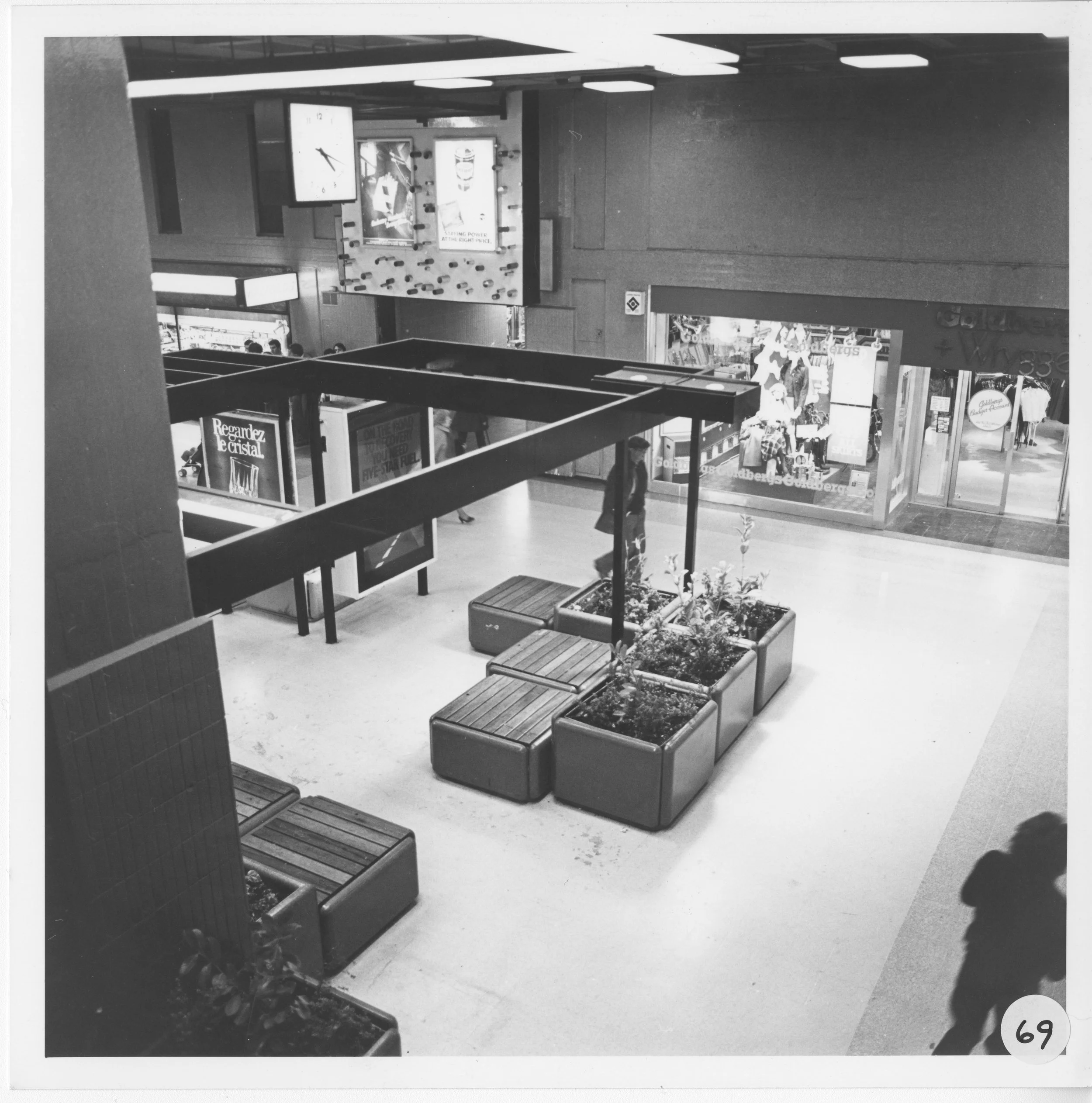 Seating area in Phase 1 mall. Photo taken from CDC Collection, held in NLC Archives.