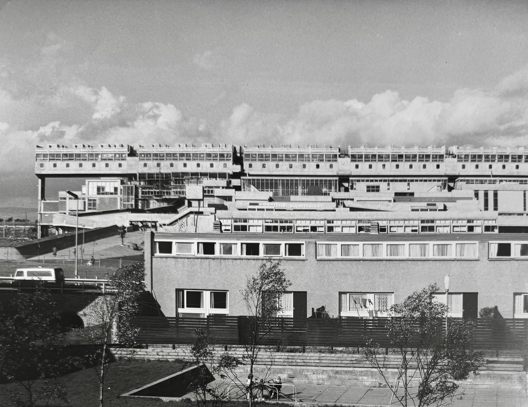 Phase 1 of the Town Centre from North Carbrain. Photo taken from CDC Collection, held in NLC Archives.