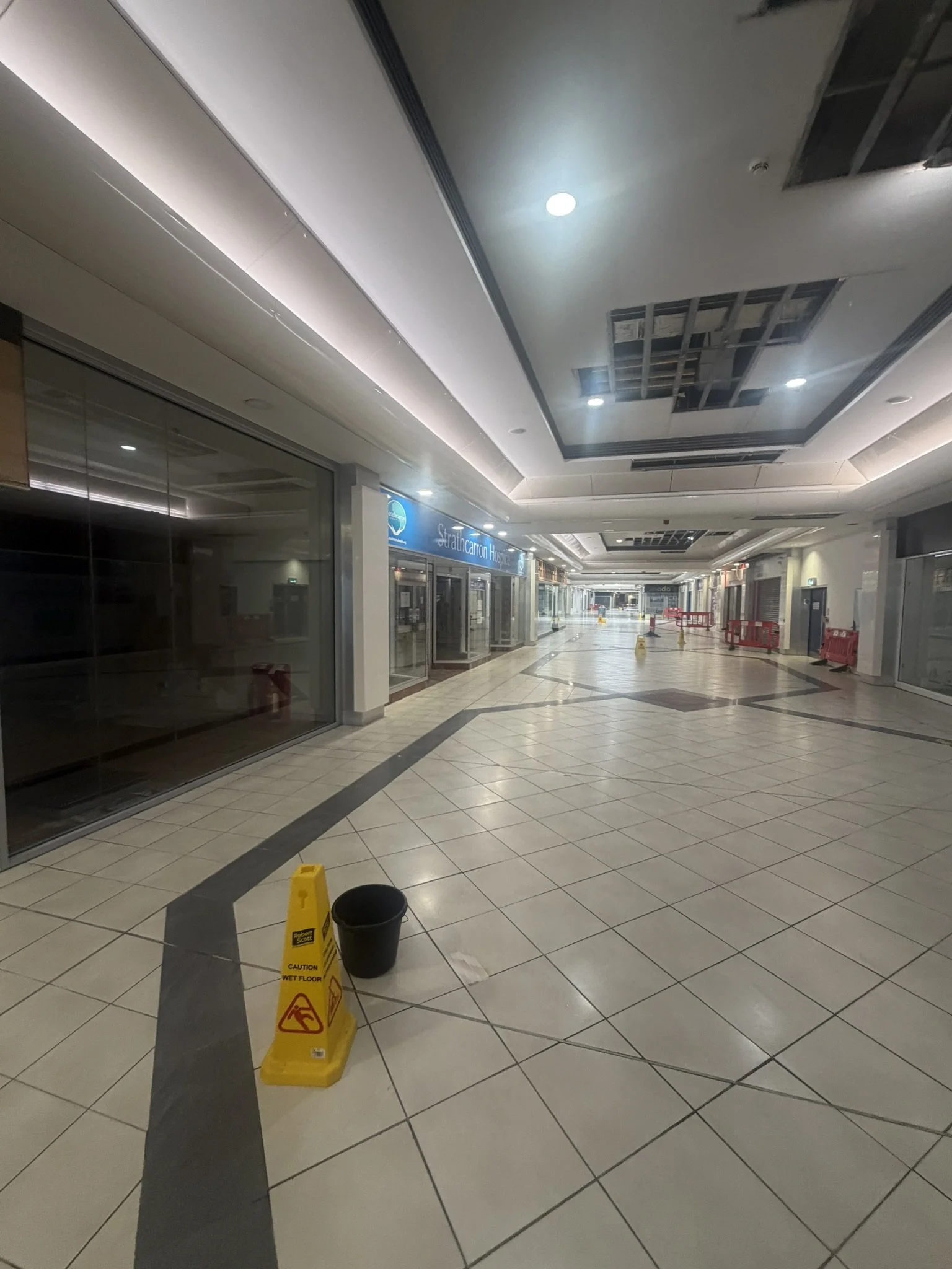 Phase 4 mall looking towards now-closed Strathcarron Hospice shop (formerly Boots)