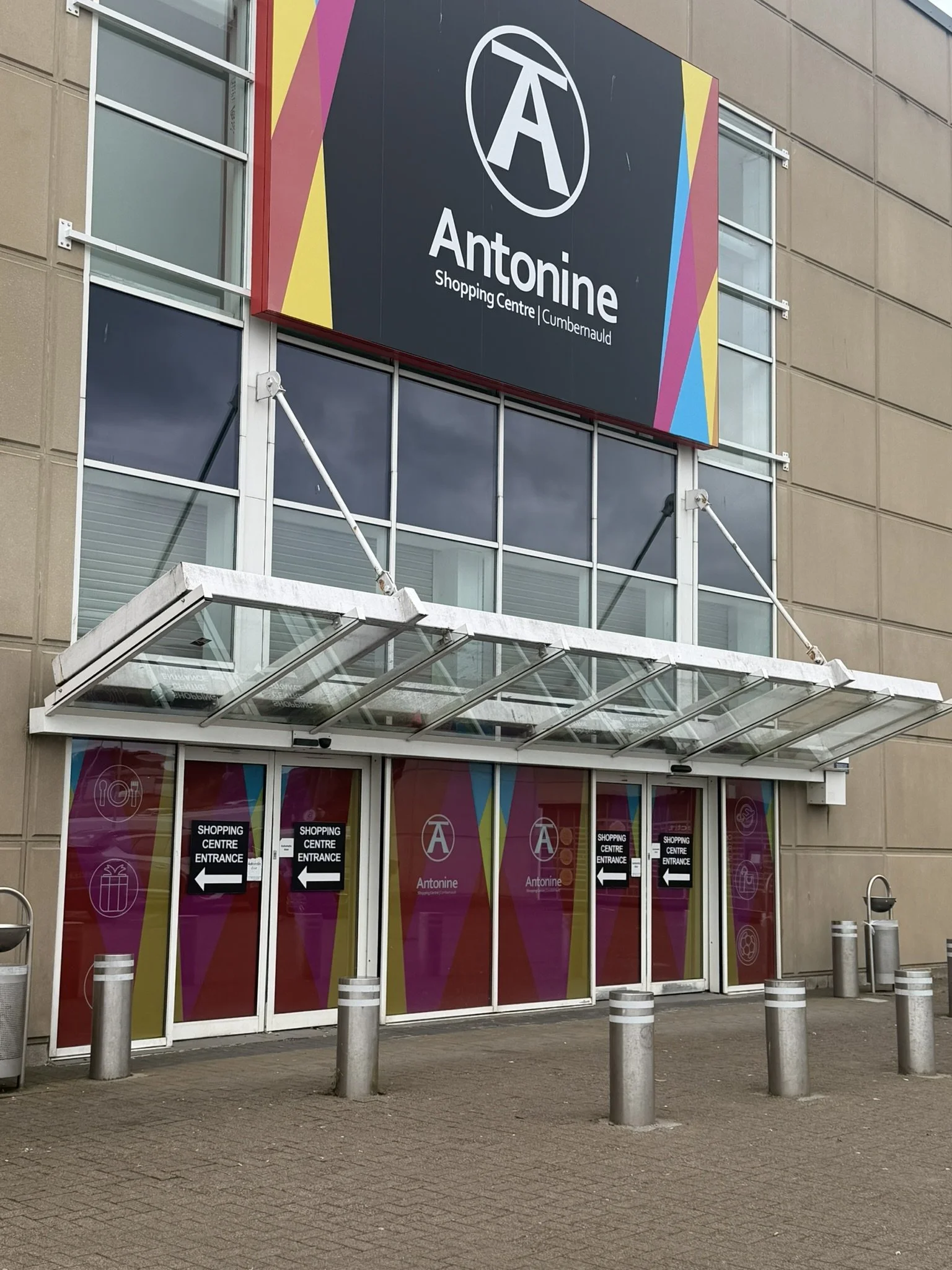 Entrance to Antonine Centre from car park (entrance currently closed)