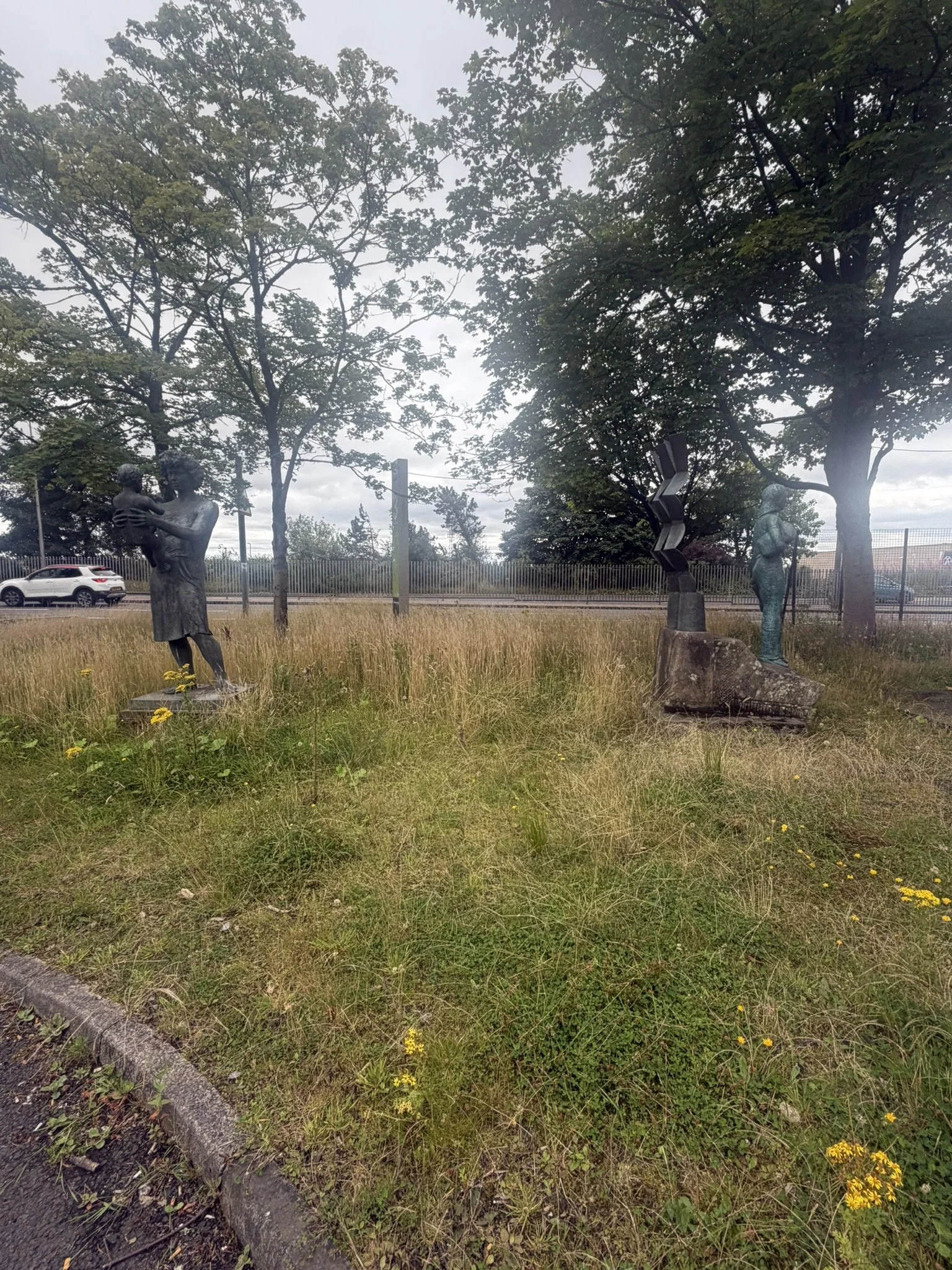 Wide shot of the statues