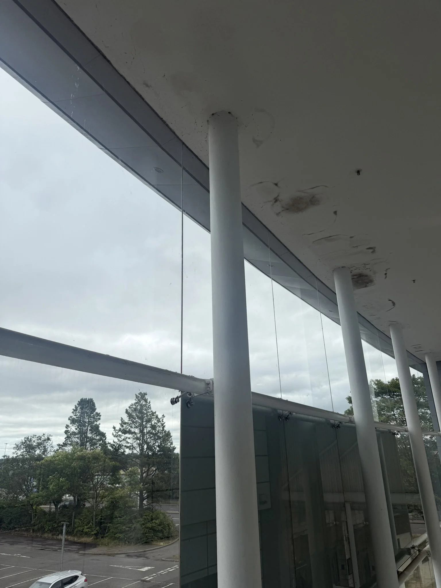 Atrium entrance to Phase 4 mall from top of stairs