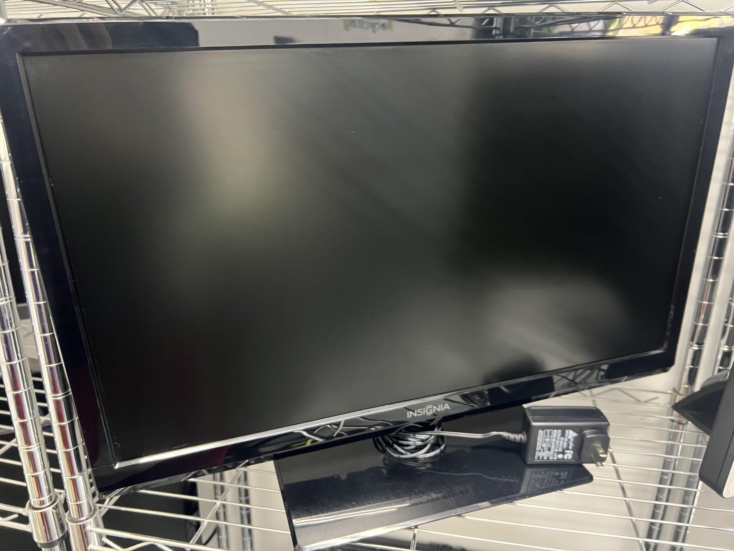 Insignia 24" 1080p LED TV/ Monitor