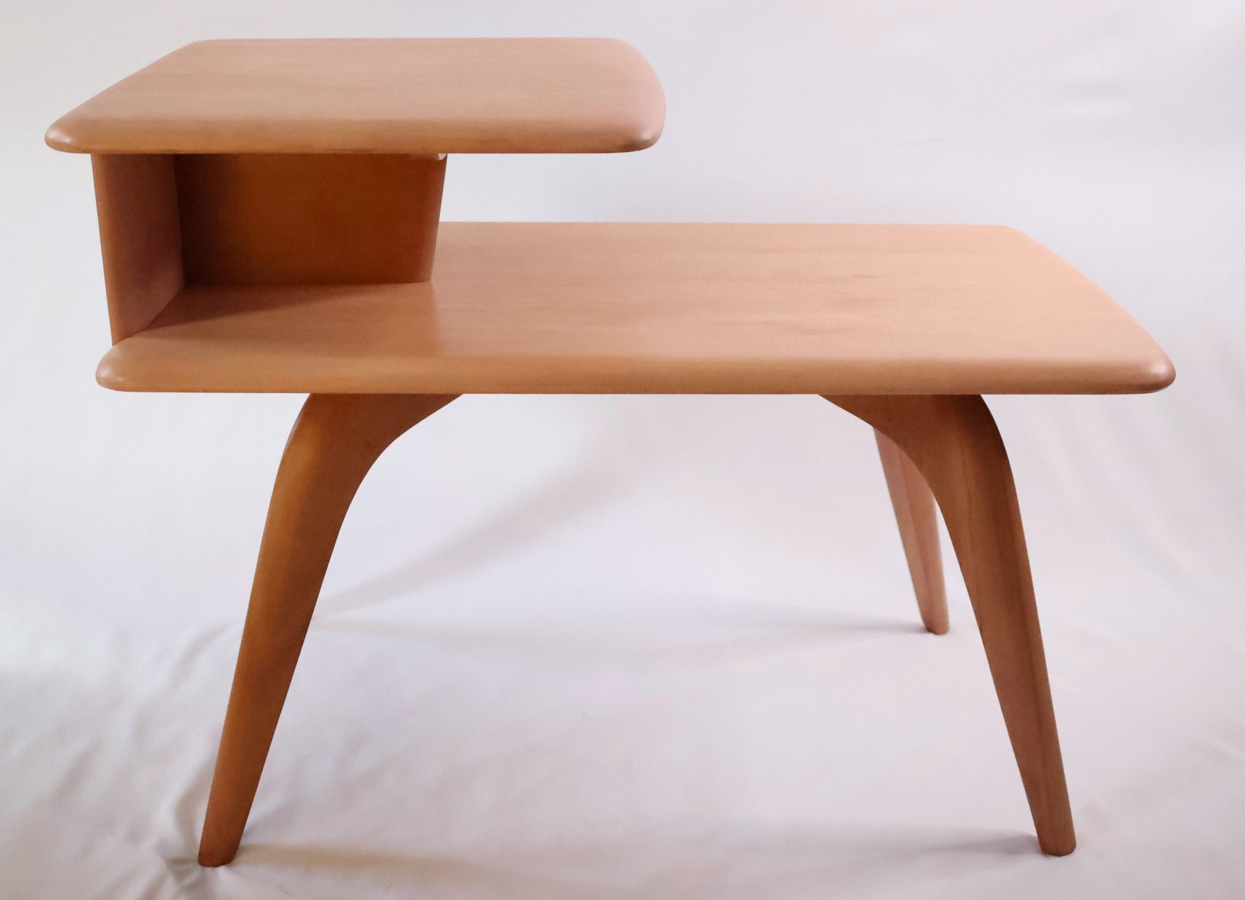 Found a @heywoodwakefield M-308-G step end table at @antiquesbarnwaterst as-is during the summer and had to bring it back to the city and restore it! 

Swipe for the &ldquo;before&rdquo; and read below for a summary:

We took it apart and stripped do