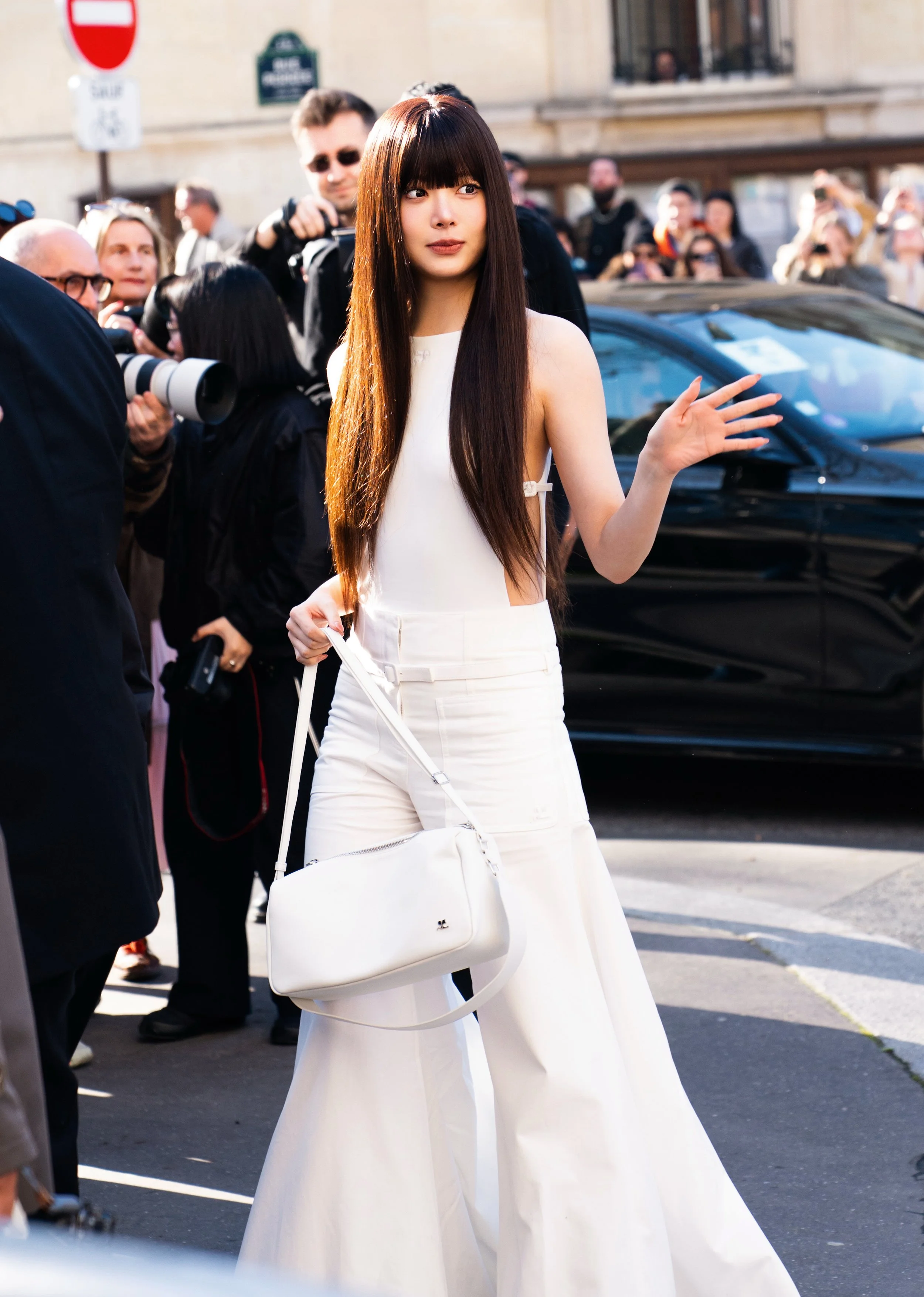 Hong Eunchae - Courreges