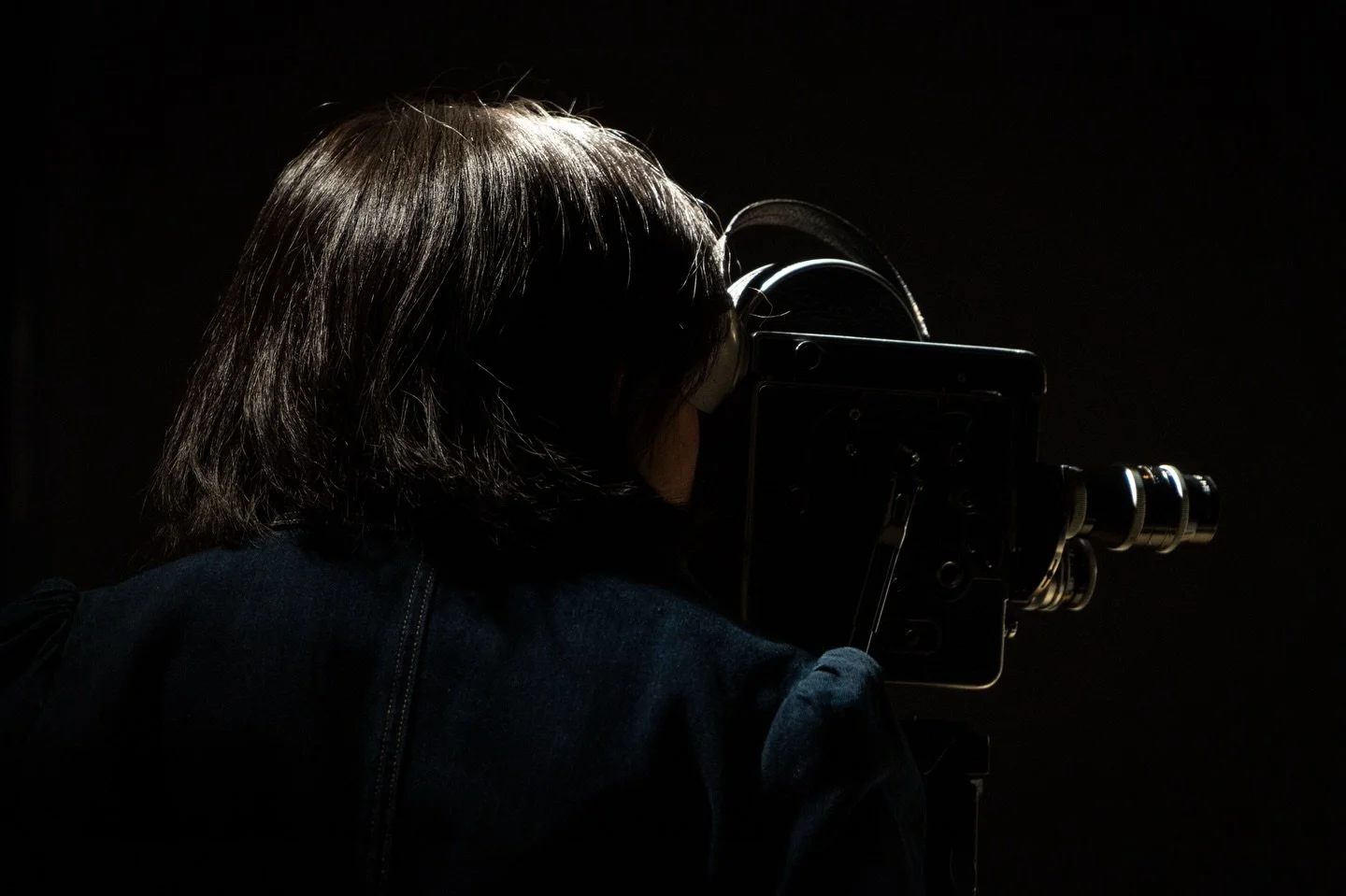Silent short film The Man in the Mirror directed by @rosiechen.c_c starring @luke.a.francis. I had a great time working on this project! 

Behind-the-scenes stills 📸 @kenya_s_m