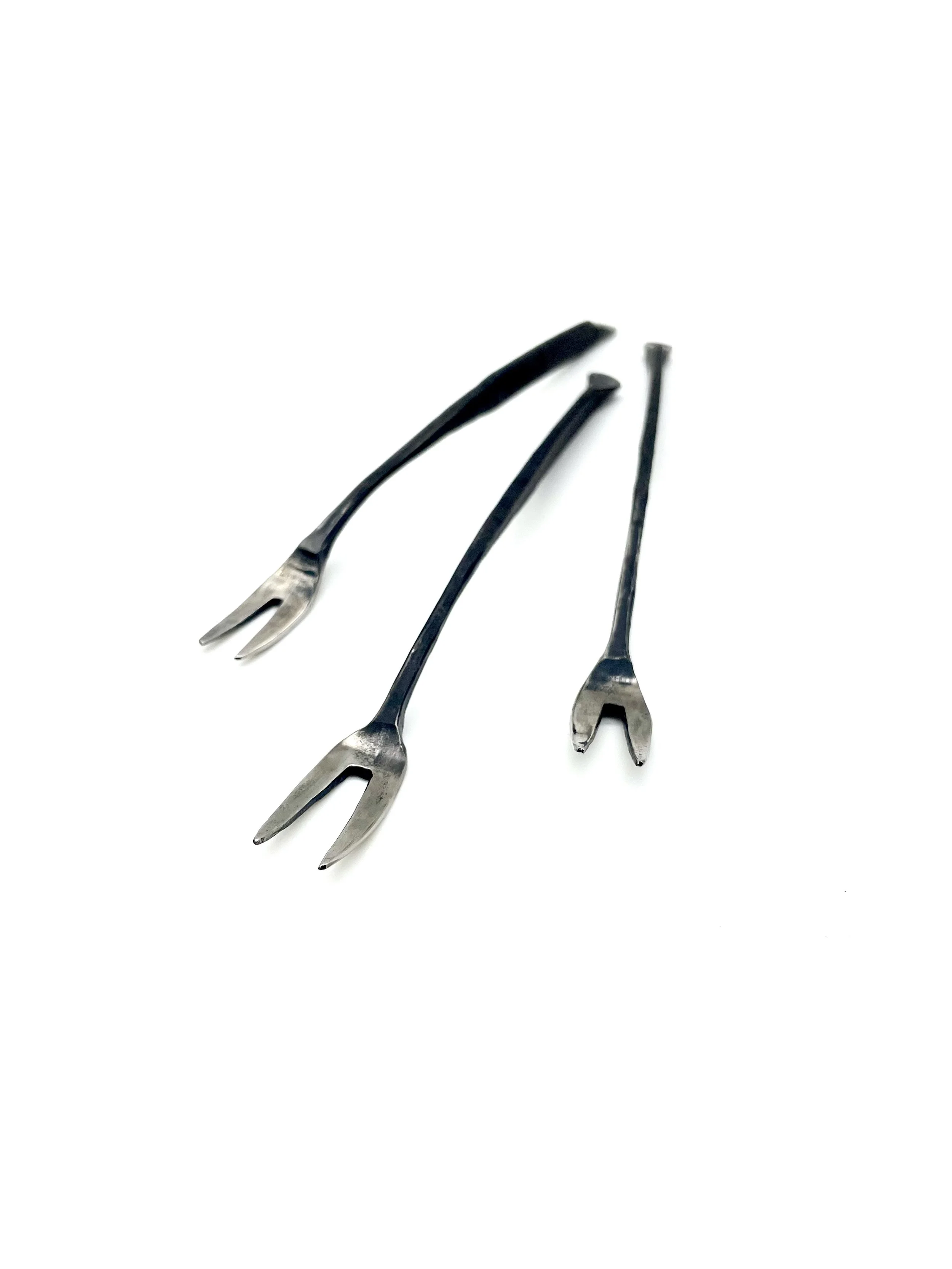 Olive Fork, bronze (6-7”), dimpled handle