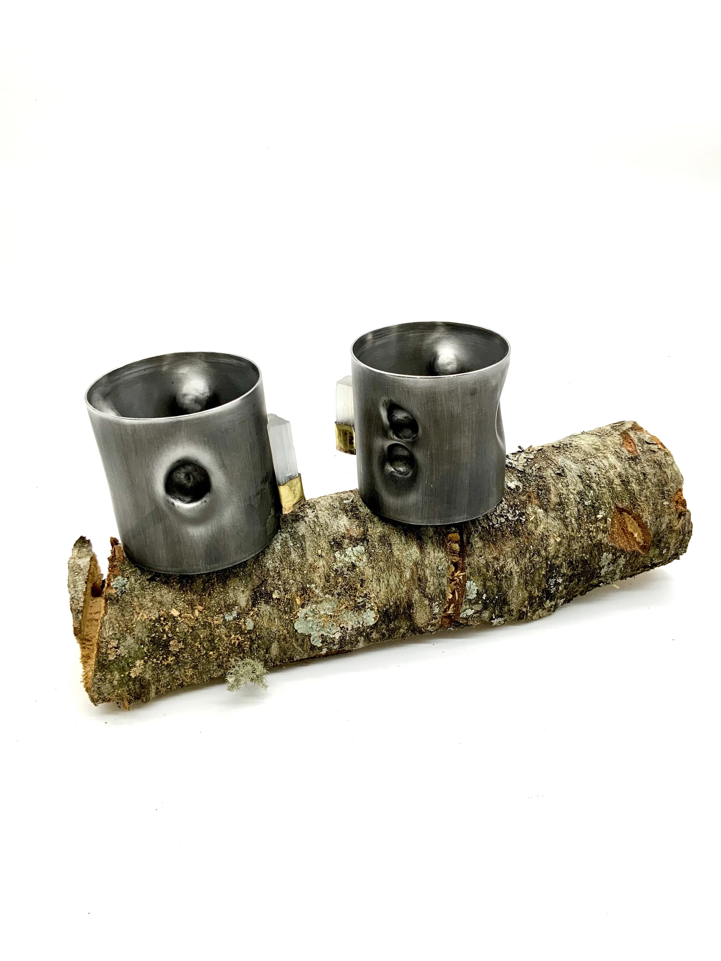 Pushed tumbler