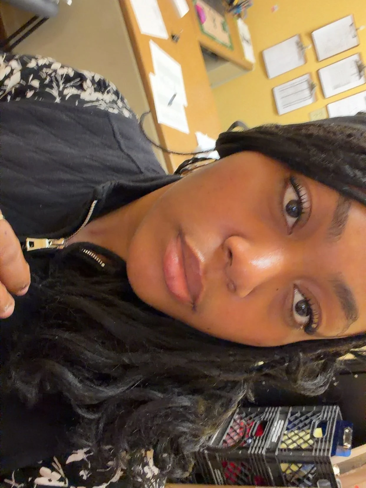 I&rsquo;m sexy. Yall just old. Leeme lone