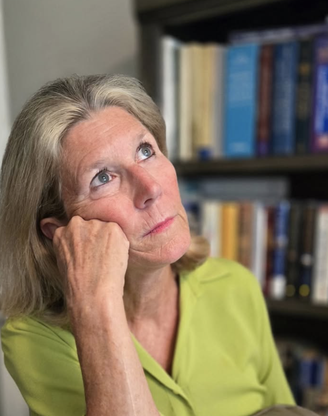 Mary_Rose-Pensive.png