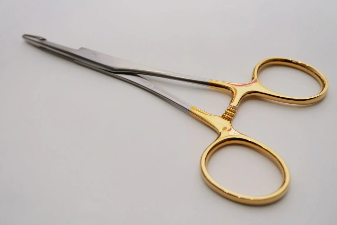 SURGICAL INSTRUMENTS 手術器械