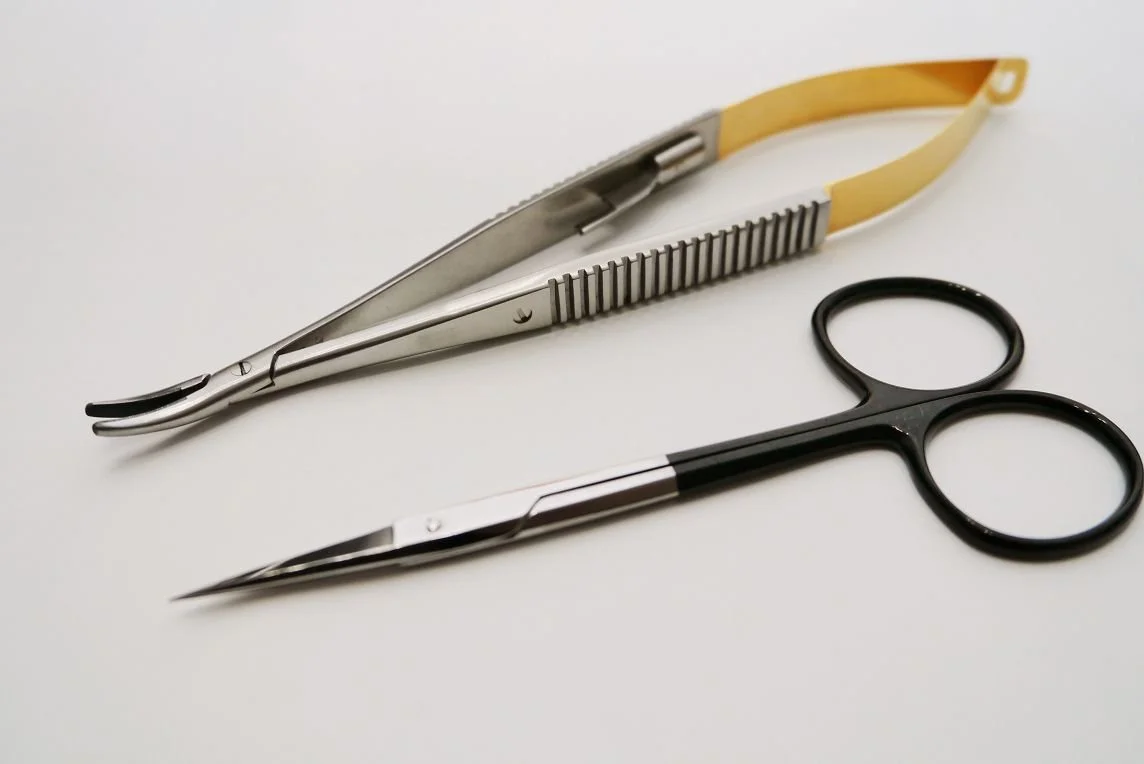 EYE NEEDLE HOLDER & SUPER CUT.jpg