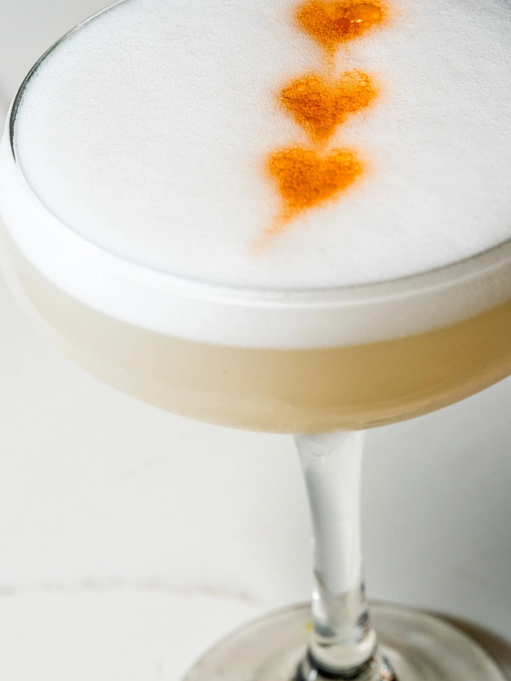 It&rsquo;s not a full Peruvian meal if you&rsquo;re not sippin on Pisco Sours 🤌🏼 

Try the classic or our two twists, Maracuy&aacute; Sour and Chicha Sour (Aka Purple Rain)!😍

Join us this week for Dinner or for Lunch starting this Thursday, Septe