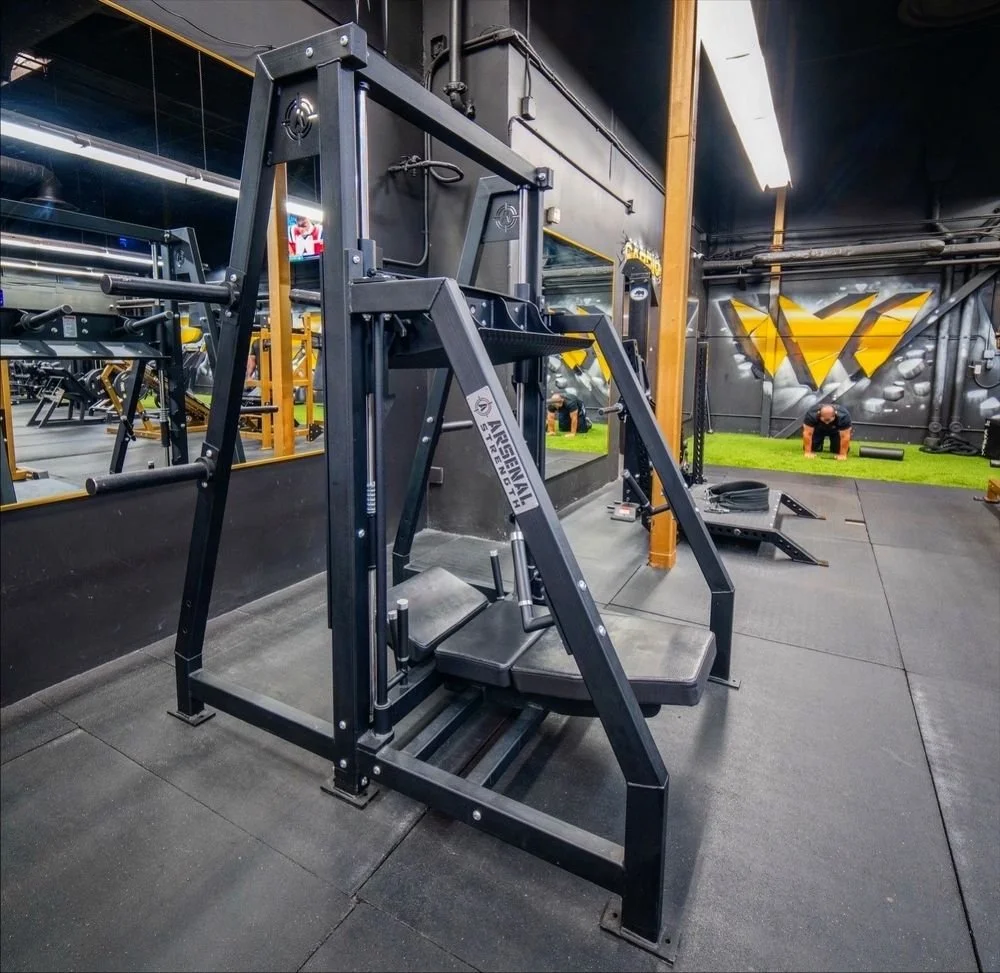 WNRS Circle Gym Burbank weight machine equipment