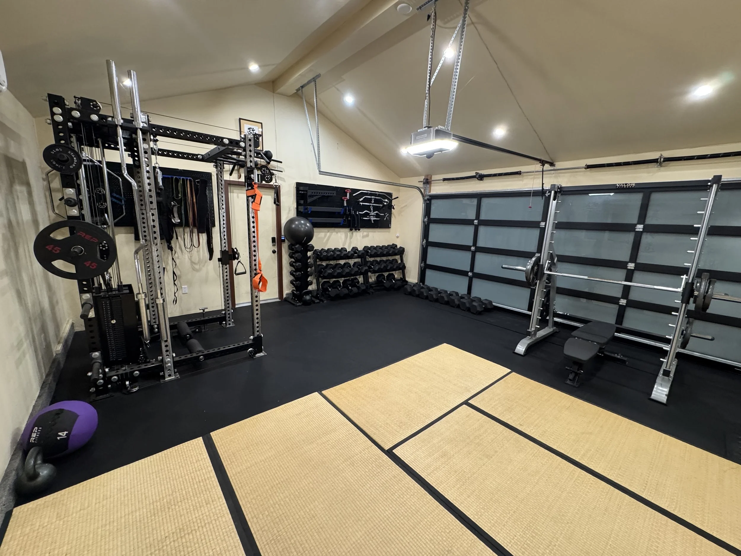 Above the Line Fitness private studio in Toluca Lake with squat rig and turf flooring